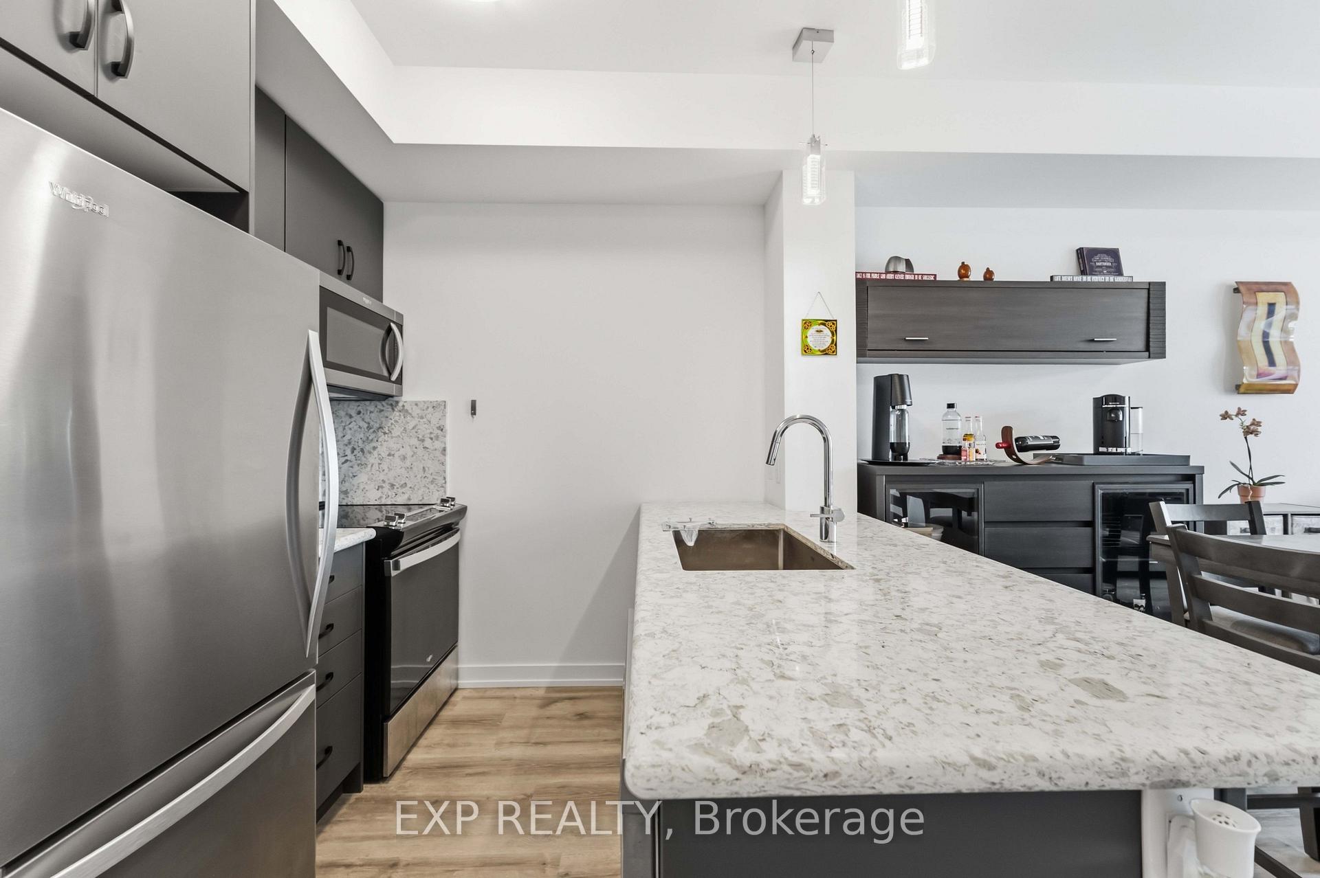 Photo 10 of Unit Unit # 601, 450 Dundas Street E, Hamilton, Waterdown — HOMEH