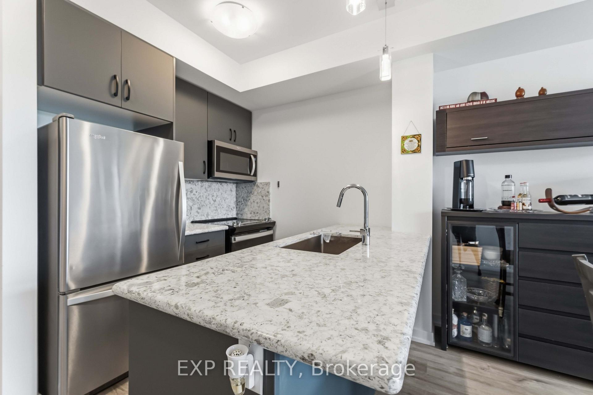 Photo 11 of Unit Unit # 601, 450 Dundas Street E, Hamilton, Waterdown — HOMEH