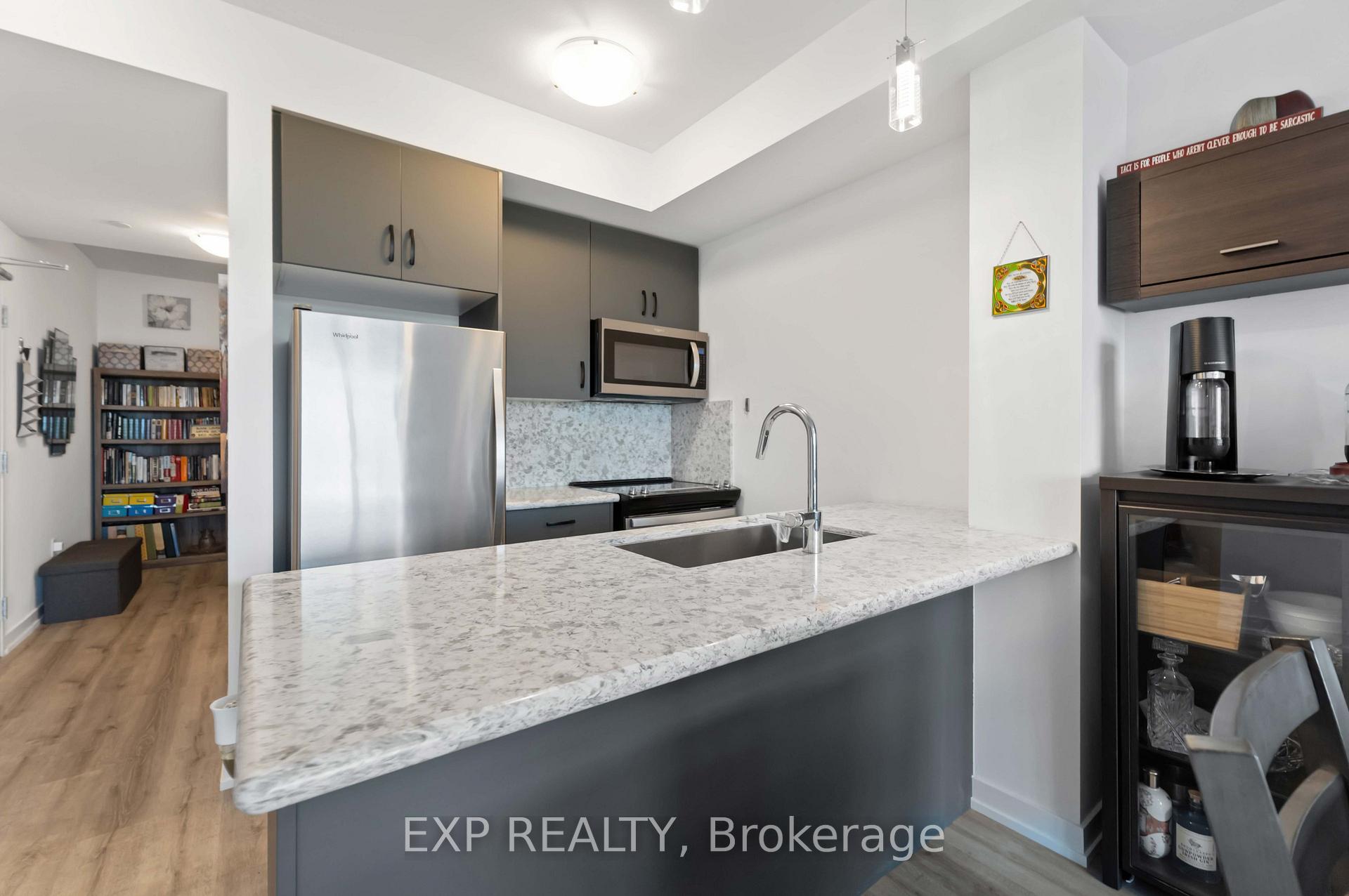 Photo 15 of Unit Unit # 601, 450 Dundas Street E, Hamilton, Waterdown — HOMEH