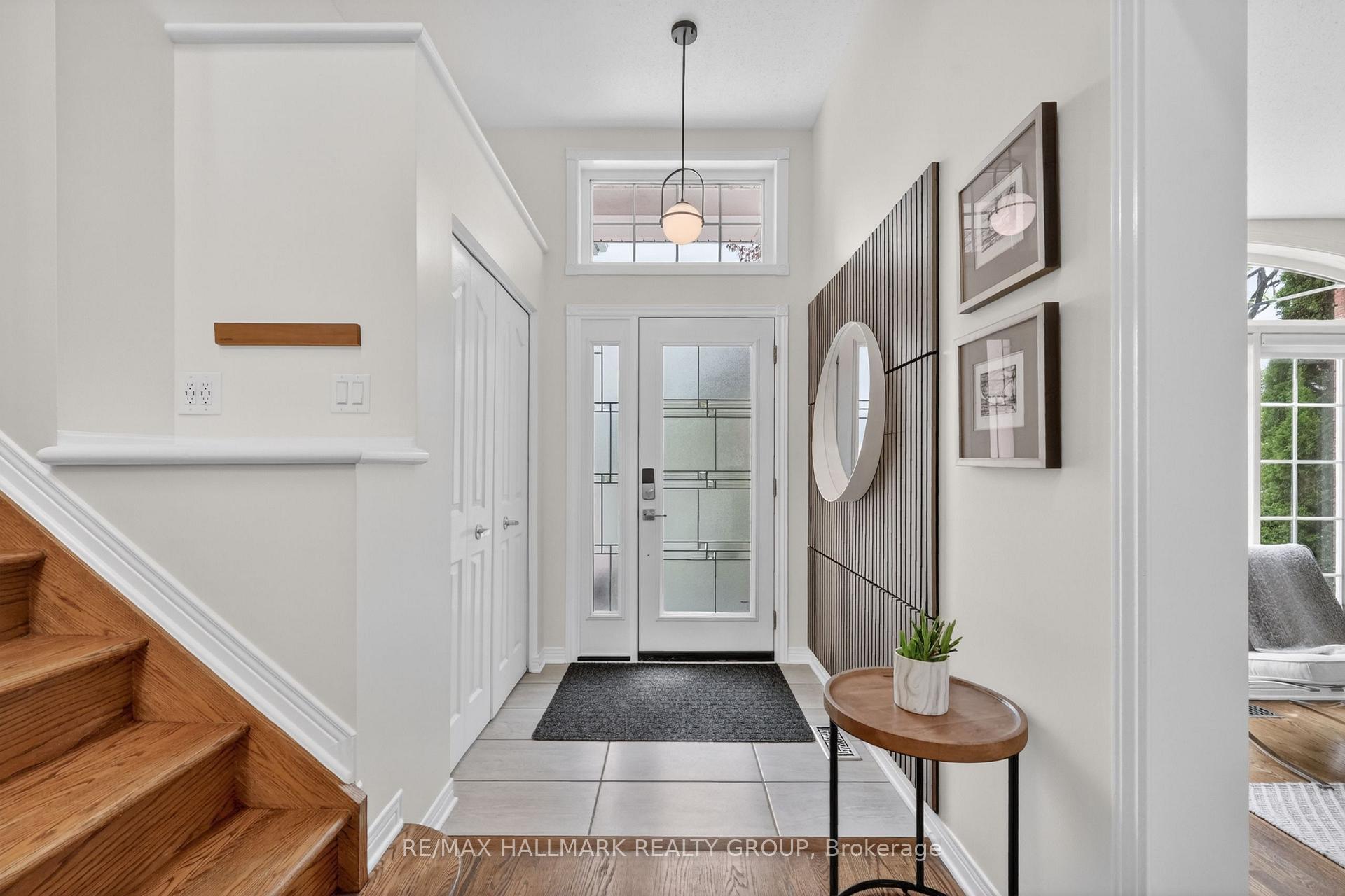 Photo 4 of 1091 Charest Way, Ottawa, Avalon East — HOMEH