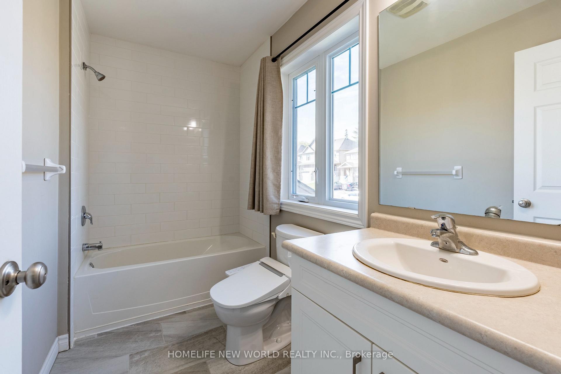 Photo 14 of 452 Avens Street, Waterloo, Columbia Forest/Clair Hills — HOMEH