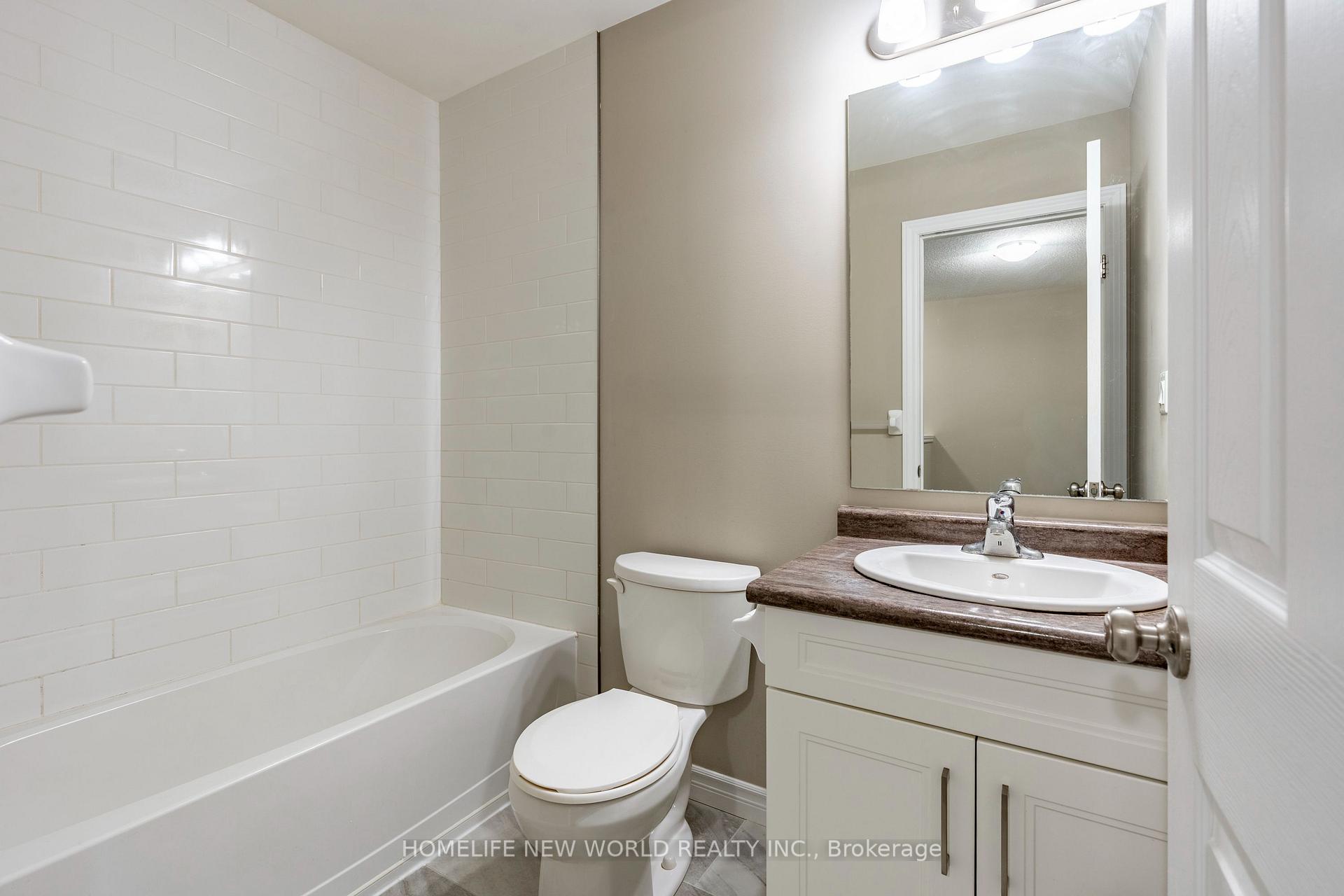 Photo 19 of 452 Avens Street, Waterloo, Columbia Forest/Clair Hills — HOMEH