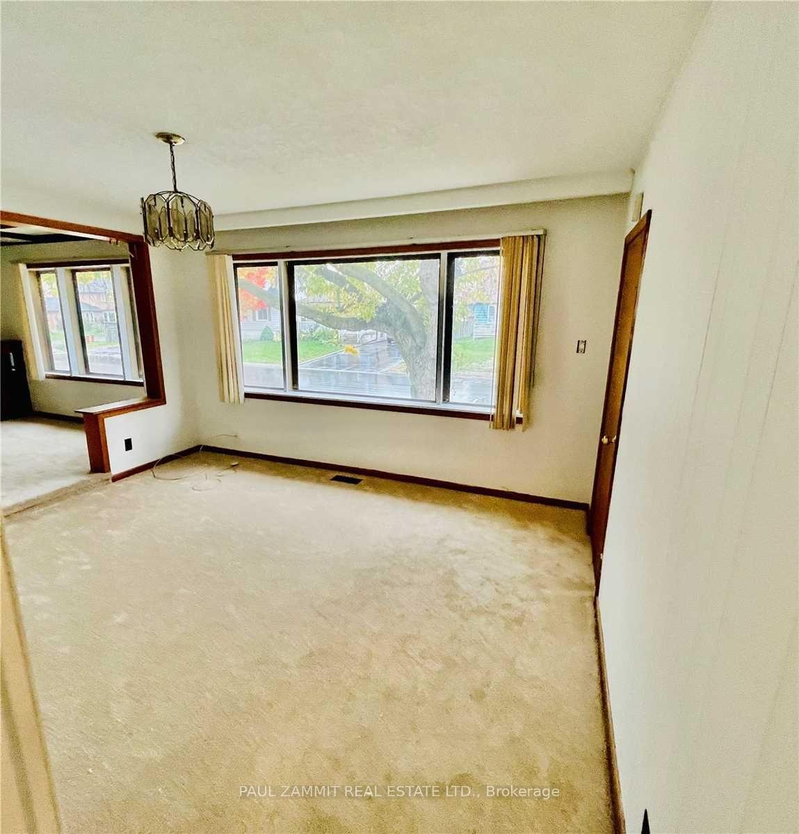 Photo 5 of 58 Morgan Avenue, Markham, Thornhill — HOMEH