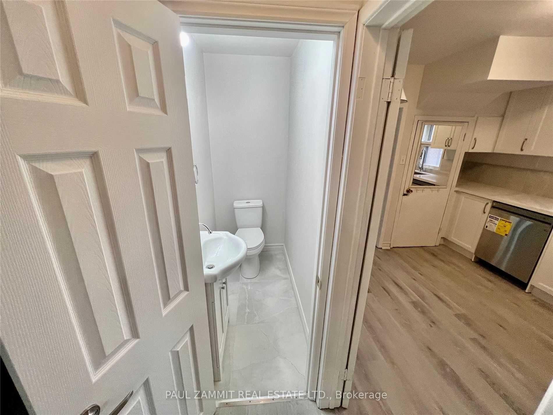Photo 10 of 58 Morgan Avenue, Markham, Thornhill — HOMEH