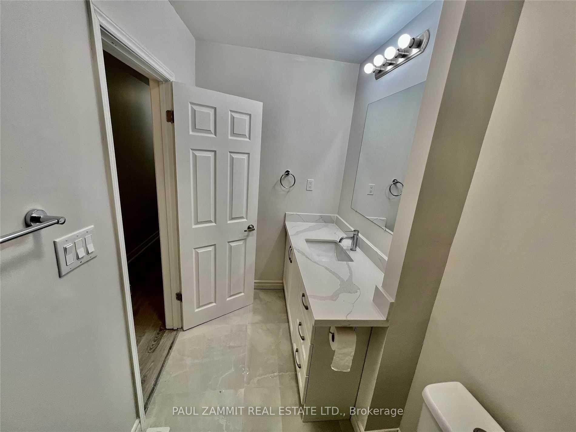 Photo 15 of 58 Morgan Avenue, Markham, Thornhill — HOMEH