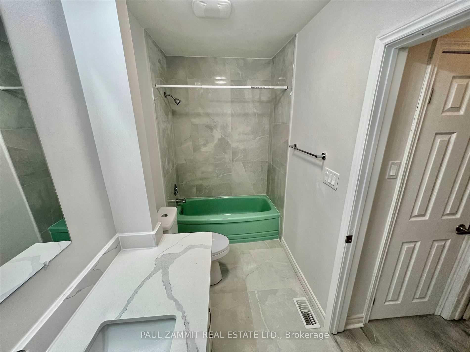 Photo 16 of 58 Morgan Avenue, Markham, Thornhill — HOMEH