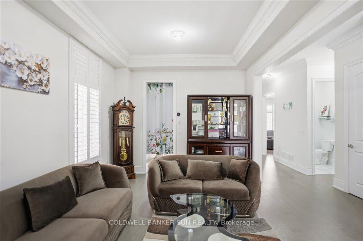 Photo 9 of 87 James Walker Avenue, Caledon, Caledon East — HOMEH