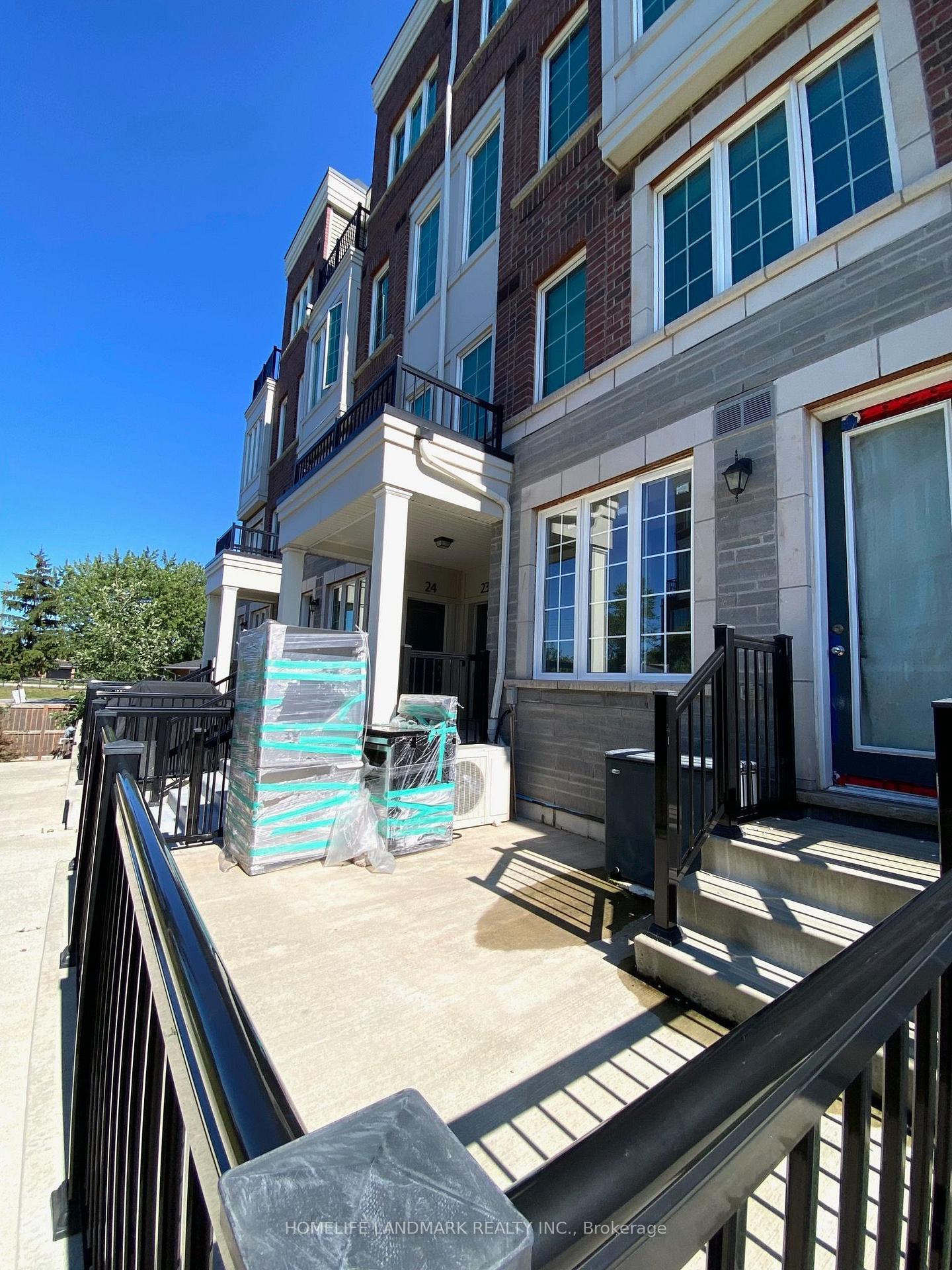 Photo 4 of Unit 21, 2199 Lillykin Street, Oakville, River Oaks — HOMEH