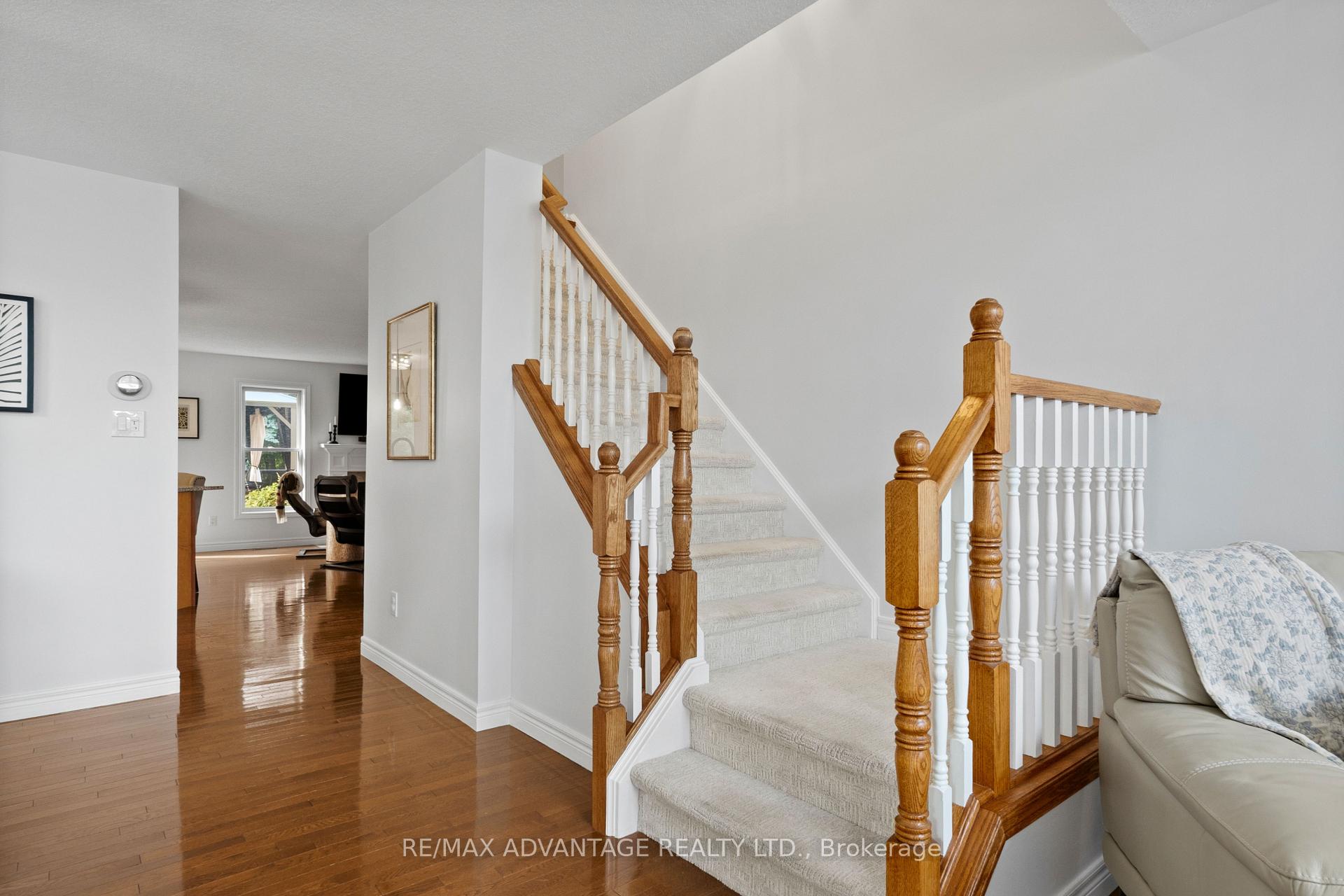 Photo 15 of 1519 Shore Road, London, South A — HOMEH