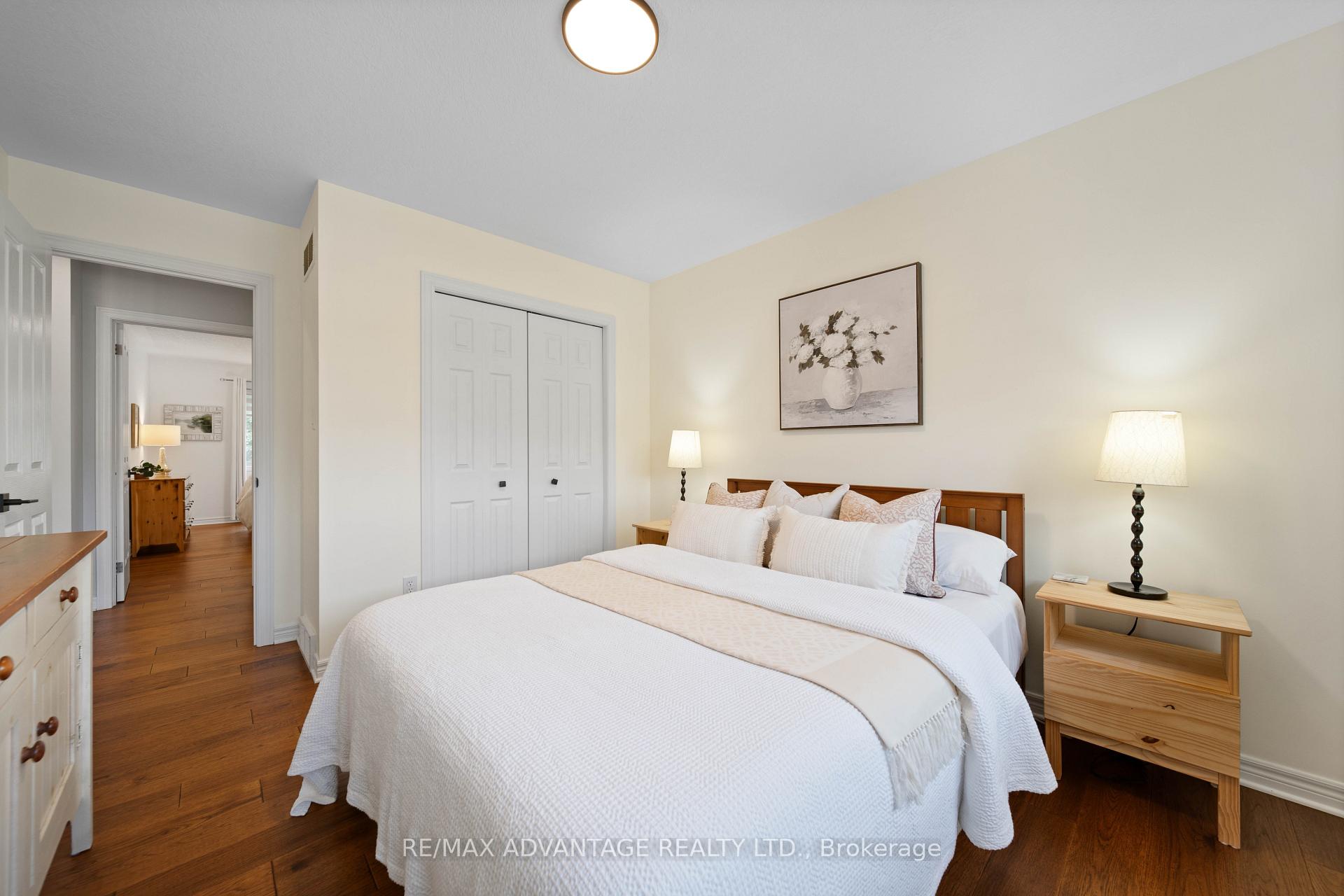 Photo 23 of 1519 Shore Road, London, South A — HOMEH