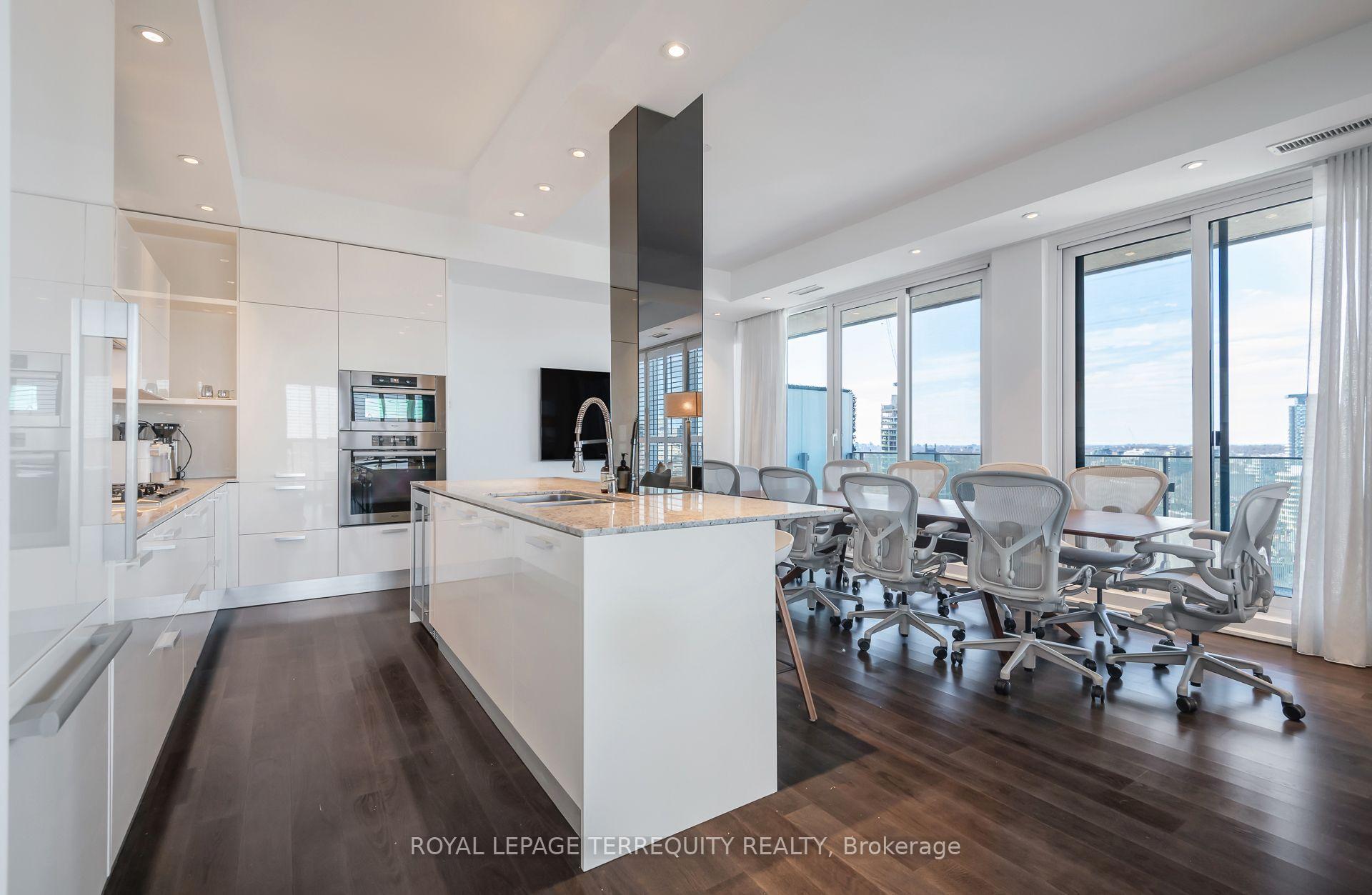Photo 16 of Unit 1704, 88 Davenport Road, Toronto, The Annex — HOMEH