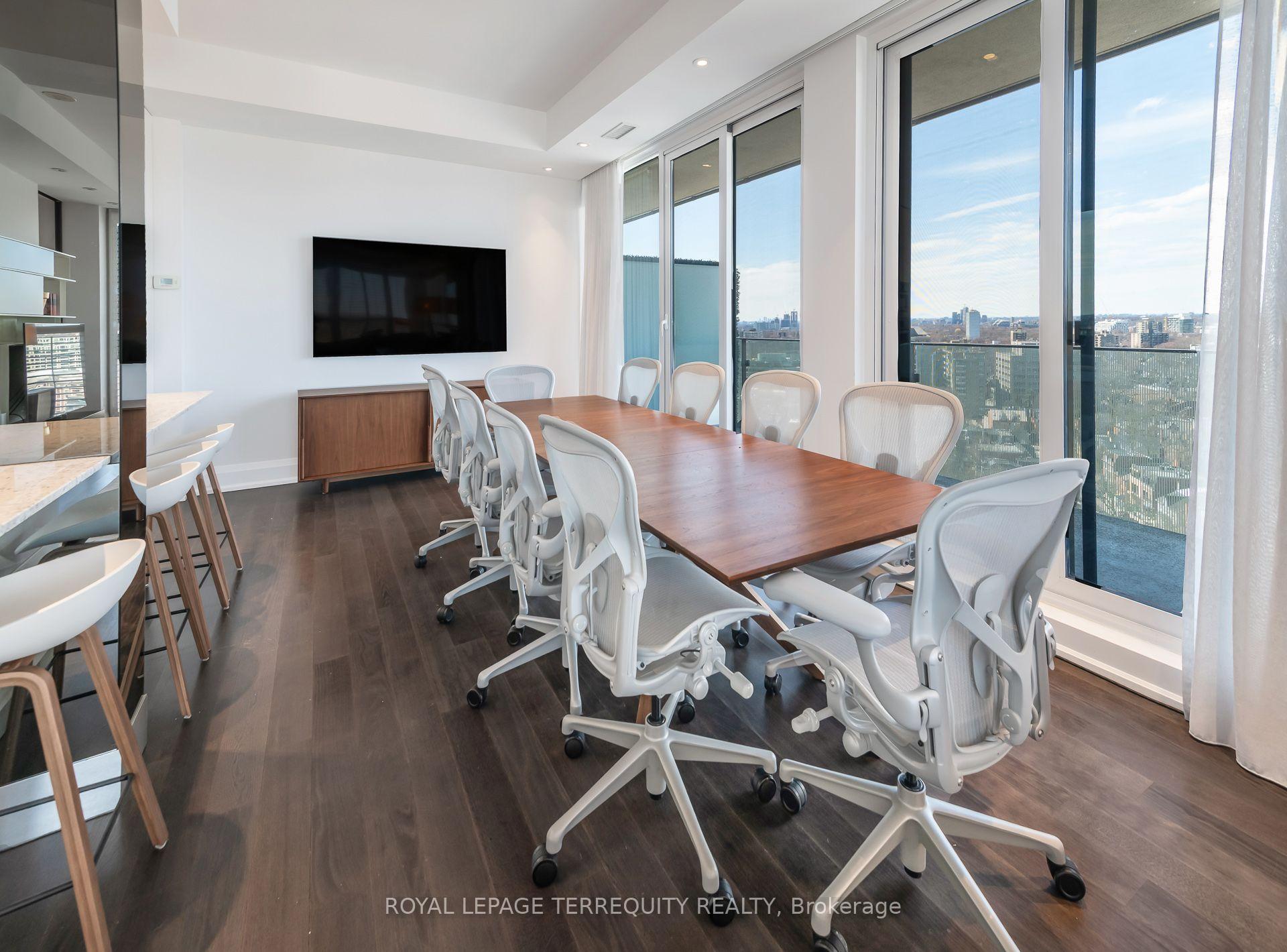 Photo 22 of Unit 1704, 88 Davenport Road, Toronto, The Annex — HOMEH