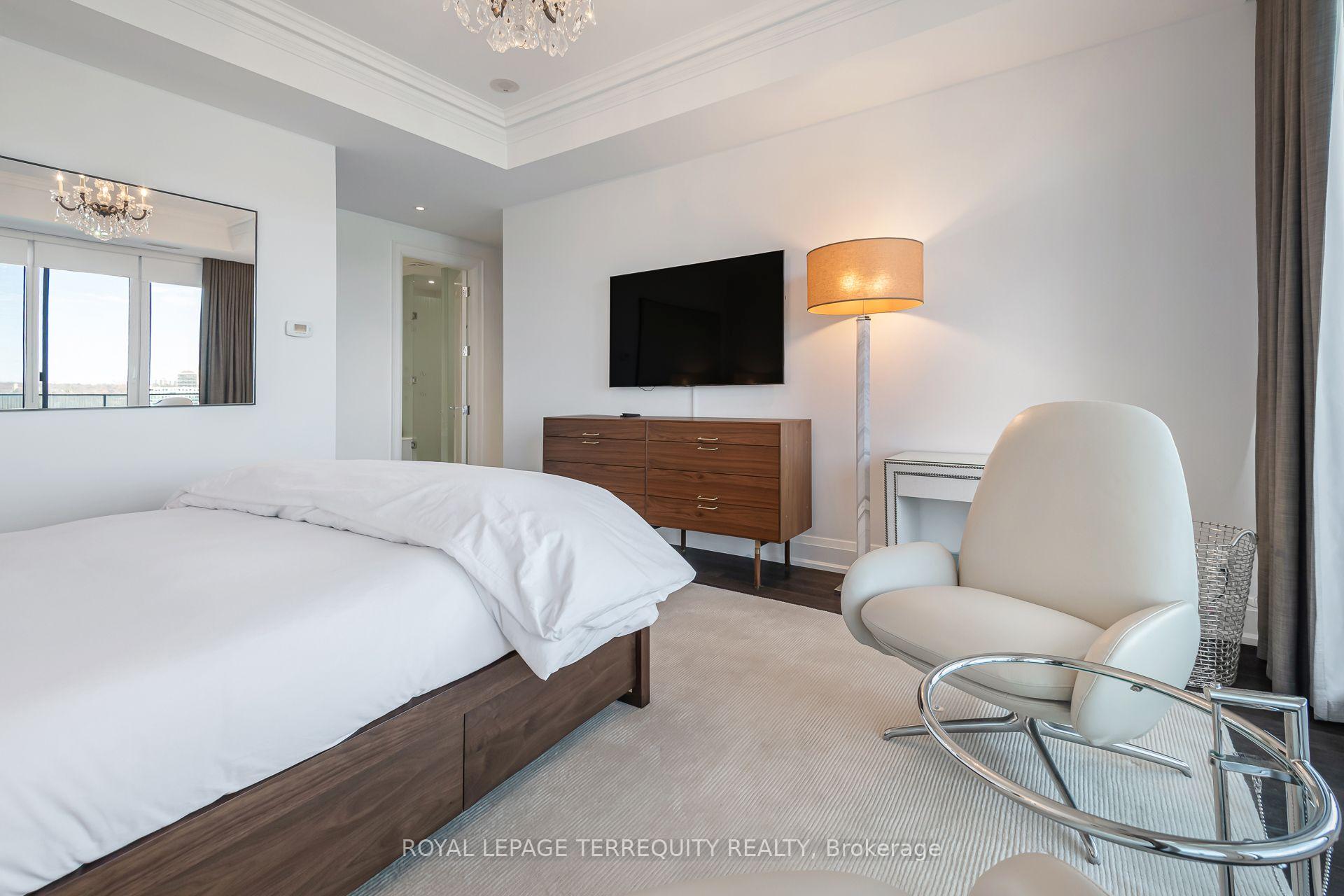Photo 27 of Unit 1704, 88 Davenport Road, Toronto, The Annex — HOMEH