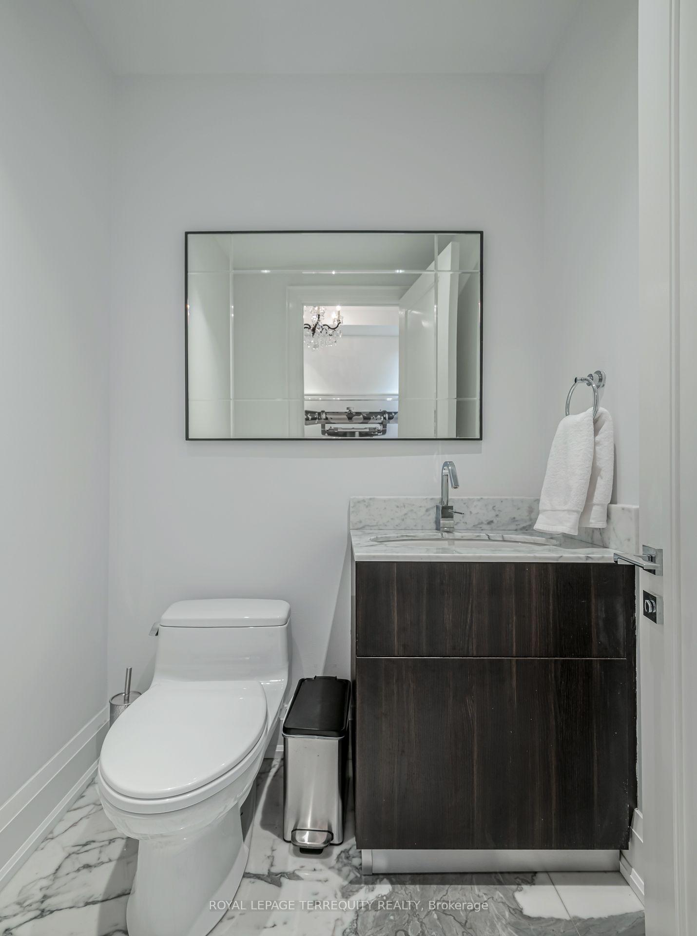 Photo 35 of Unit 1704, 88 Davenport Road, Toronto, The Annex — HOMEH