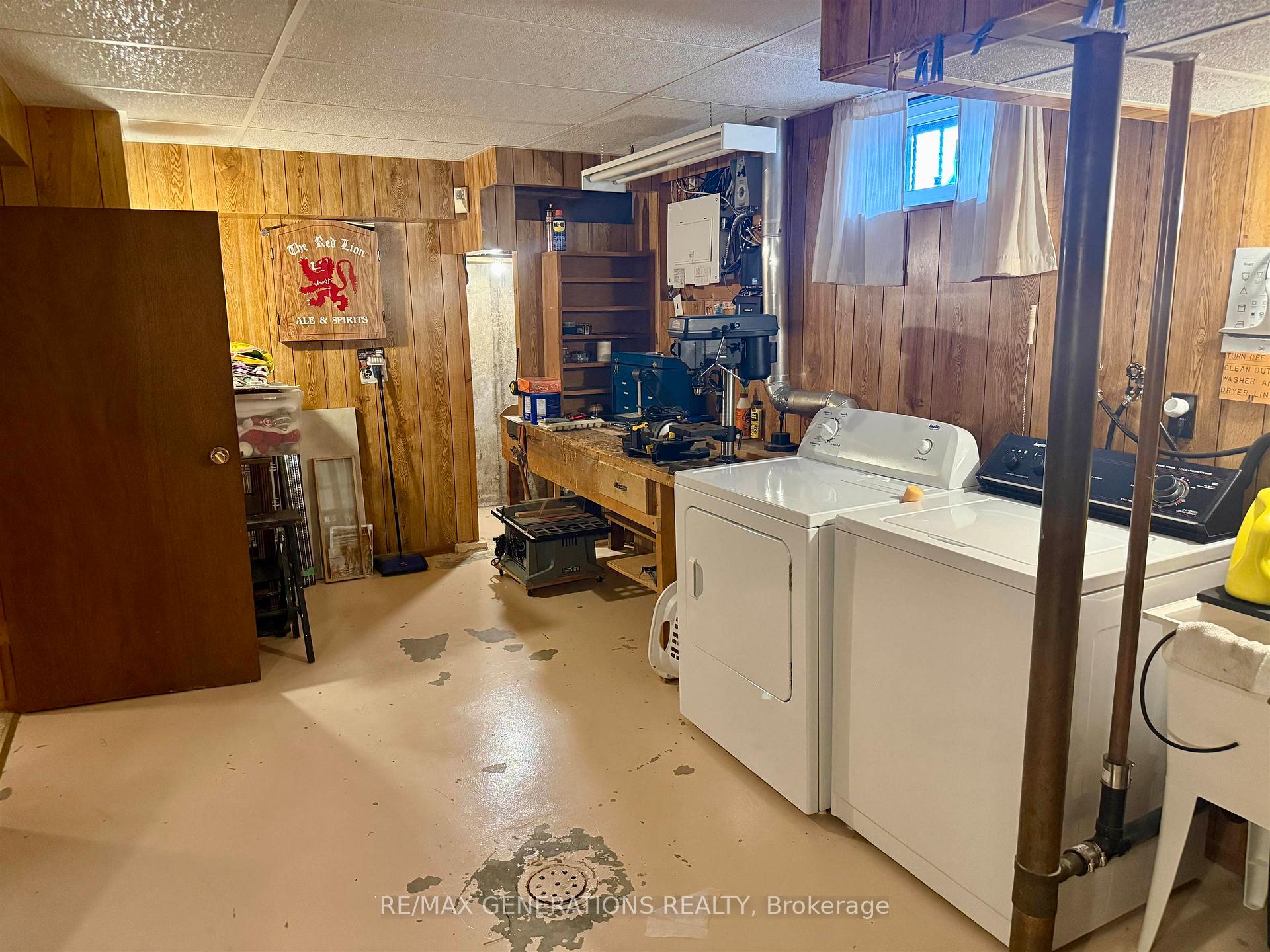 Photo 13 of 115 James Street N, Thunder Bay, Edgewater Park — HOMEH