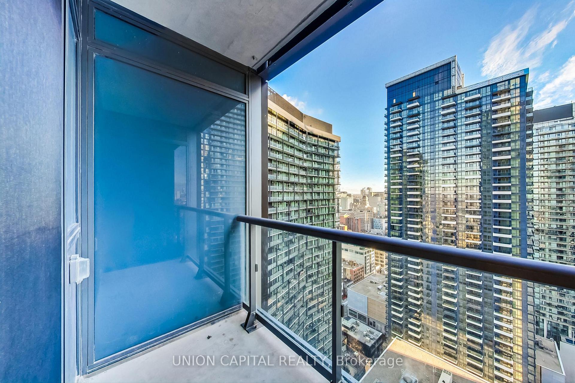 Photo 3 of Unit 3305, 108 Peter Street, Toronto, Waterfront Communities — HOMEH
