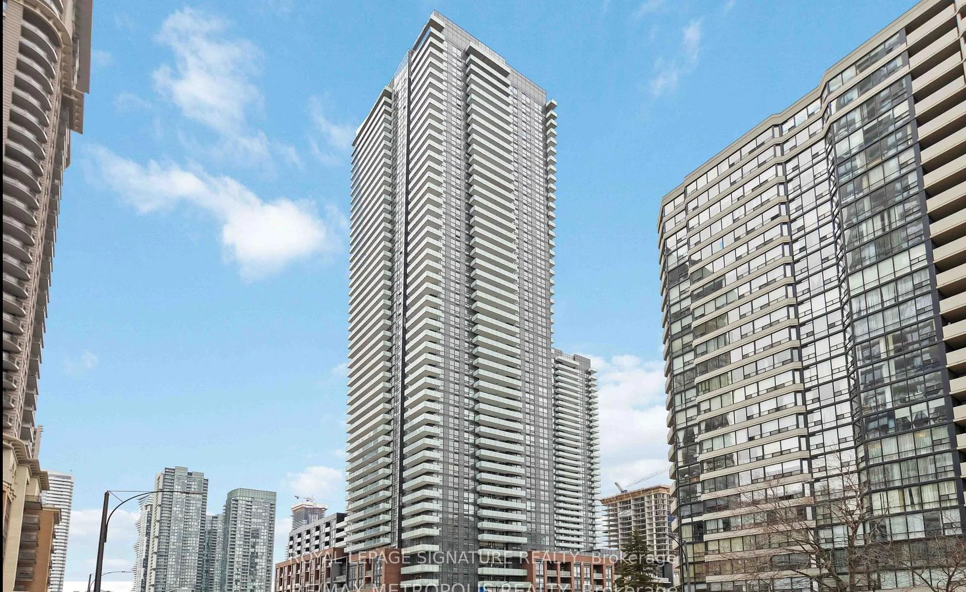 Photo 2 of Unit 2709, 430 Square One Drive, Mississauga, City Centre — HOMEH