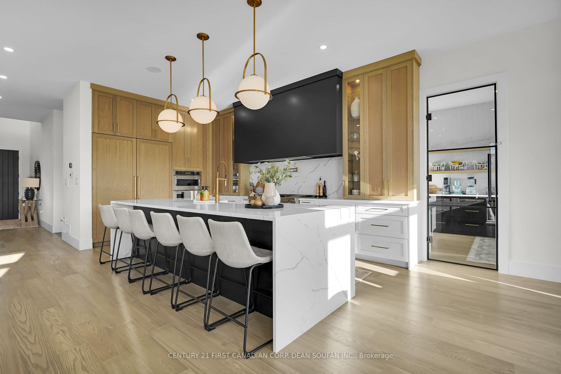Photo 12 of 7110 Silver Creek Circle, London, South V — HOMEH