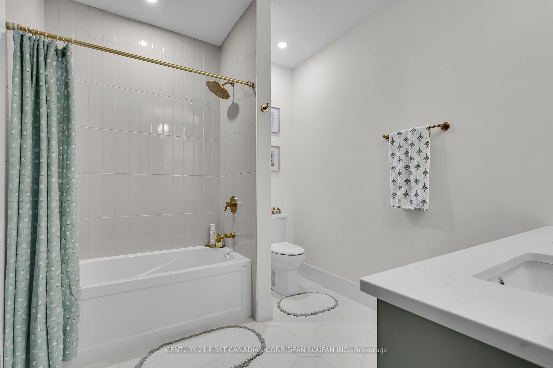 Photo 35 of 7110 Silver Creek Circle, London, South V — HOMEH