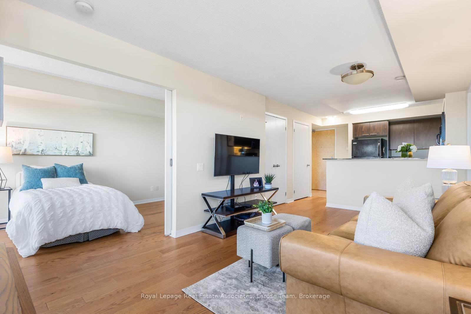 Photo 6 of Unit 611, 1050 The Queensway, Etobicoke, Islington-City Centre West — HOMEH