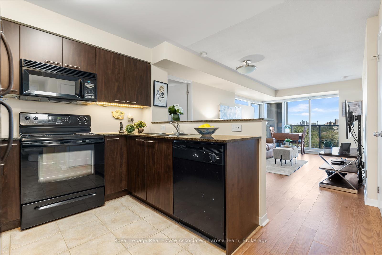 Photo 9 of Unit 611, 1050 The Queensway, Etobicoke, Islington-City Centre West — HOMEH