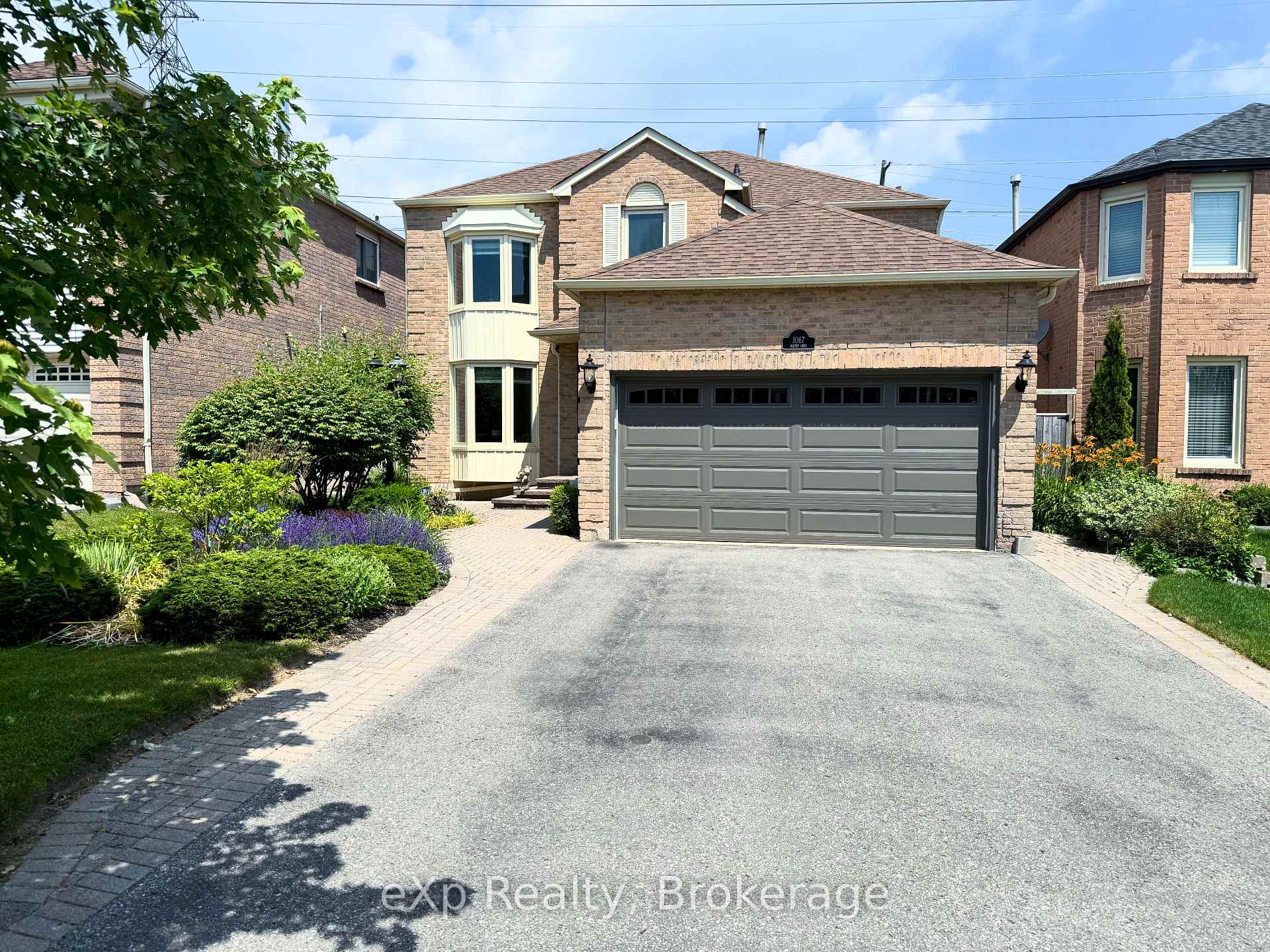 Photo 1 of 1067 Maury Crescent, Pickering, Liverpool — HOMEH