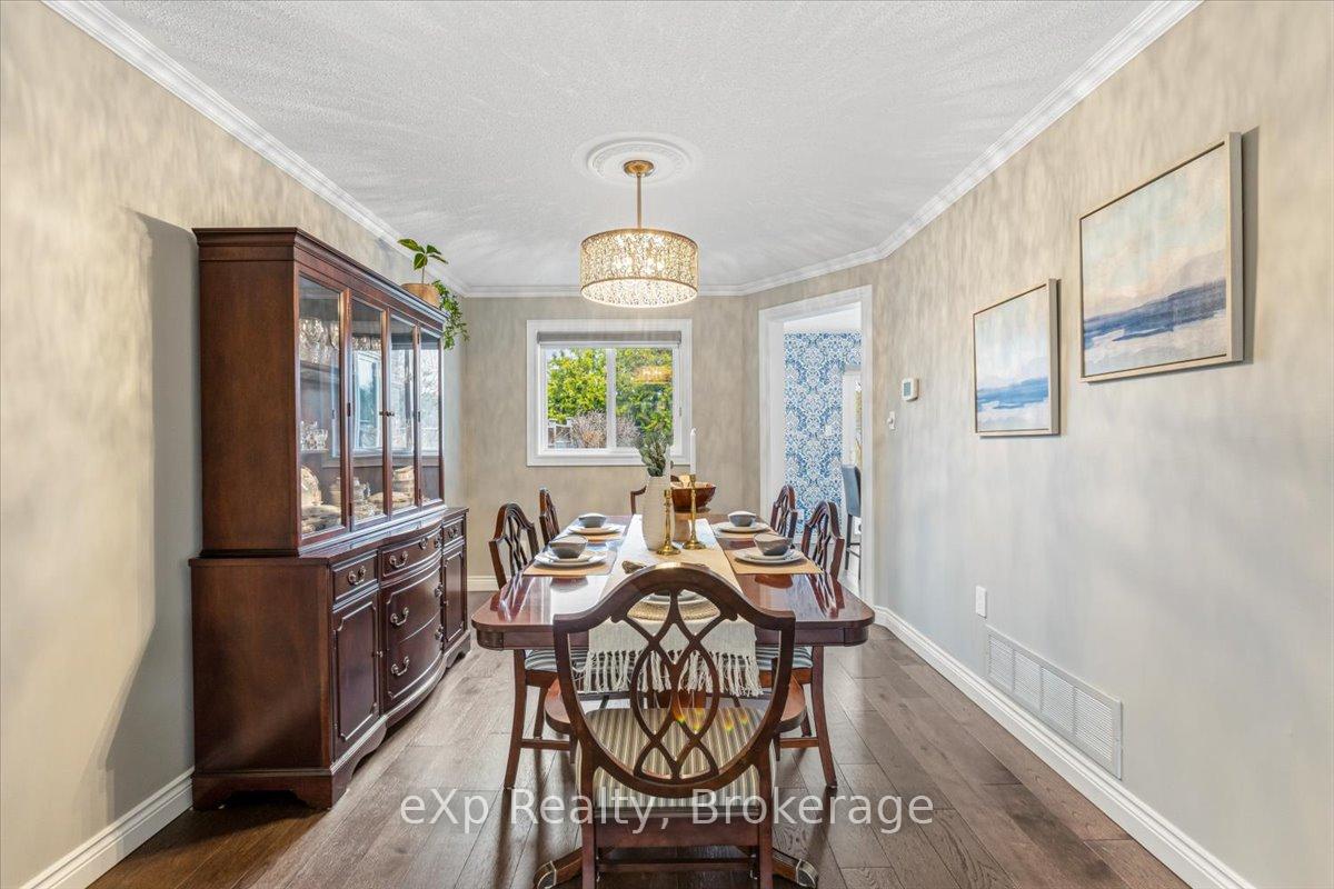 Photo 11 of 1067 Maury Crescent, Pickering, Liverpool — HOMEH