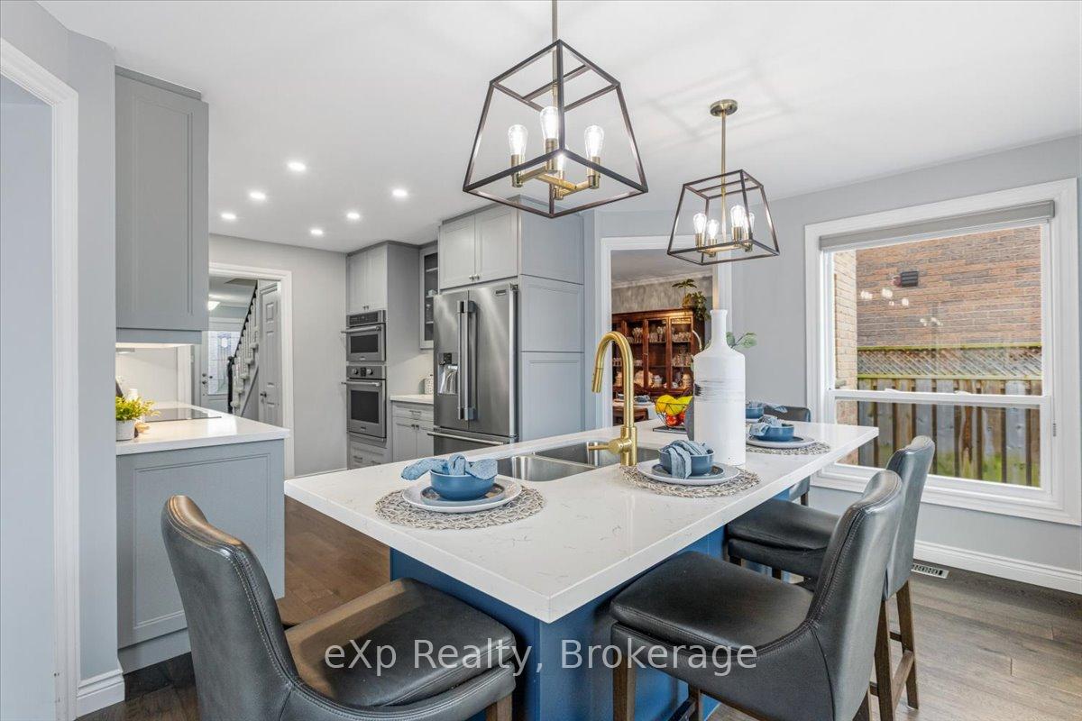 Photo 15 of 1067 Maury Crescent, Pickering, Liverpool — HOMEH