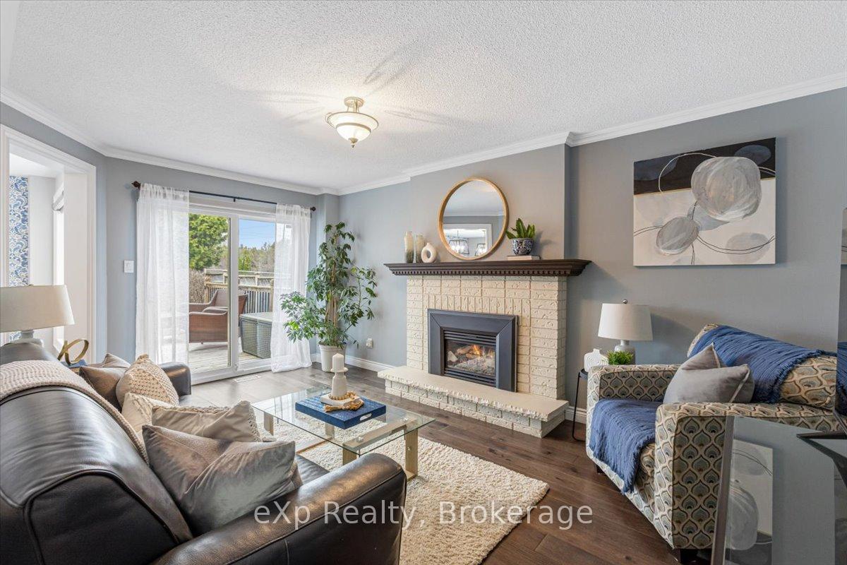 Photo 23 of 1067 Maury Crescent, Pickering, Liverpool — HOMEH