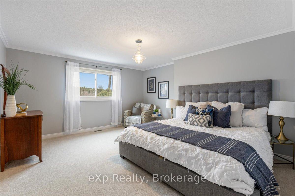 Photo 30 of 1067 Maury Crescent, Pickering, Liverpool — HOMEH