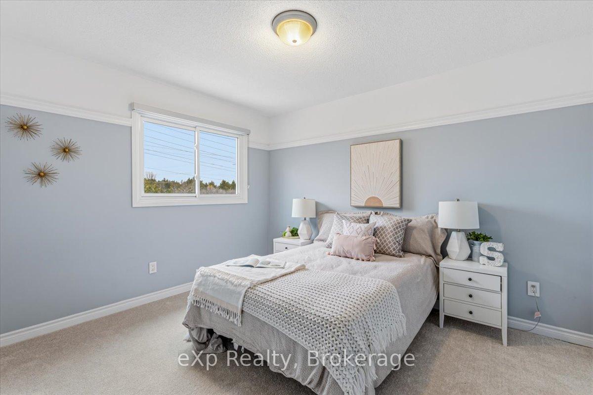 Photo 34 of 1067 Maury Crescent, Pickering, Liverpool — HOMEH