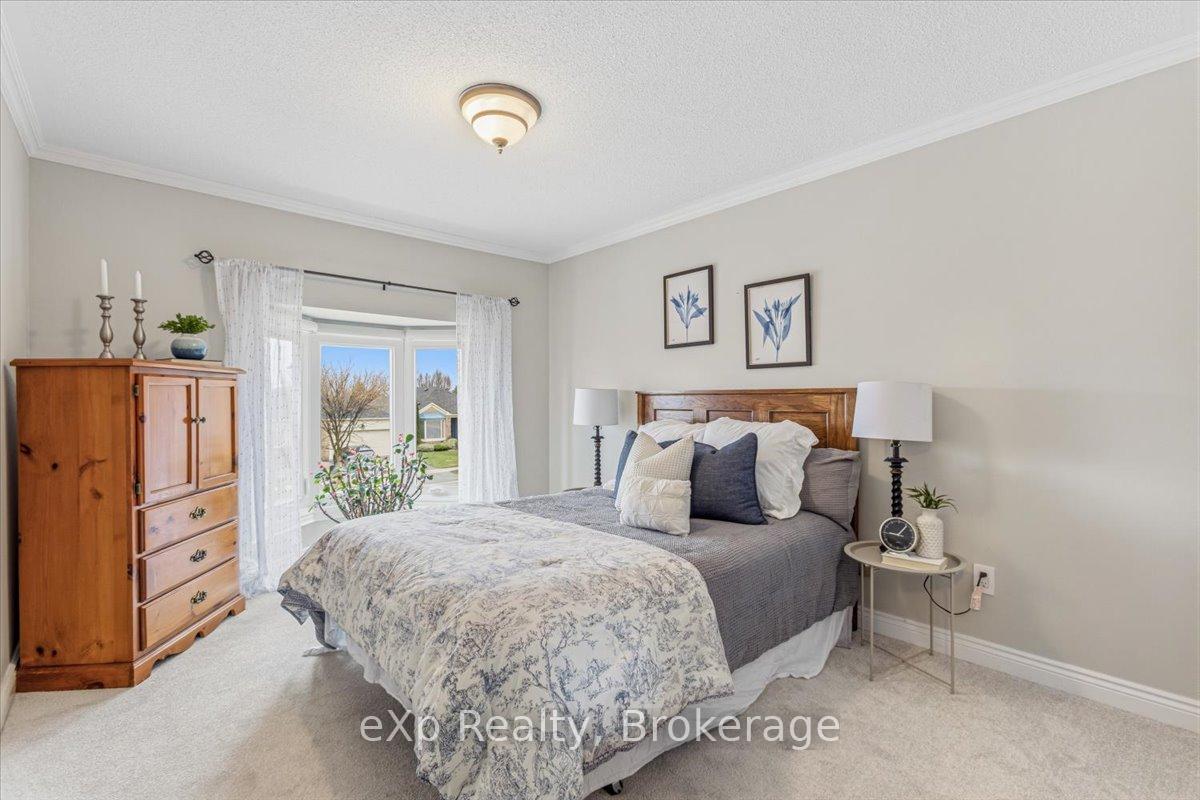 Photo 38 of 1067 Maury Crescent, Pickering, Liverpool — HOMEH
