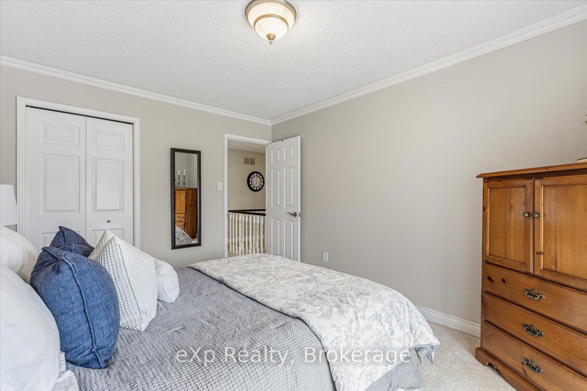 Photo 39 of 1067 Maury Crescent, Pickering, Liverpool — HOMEH