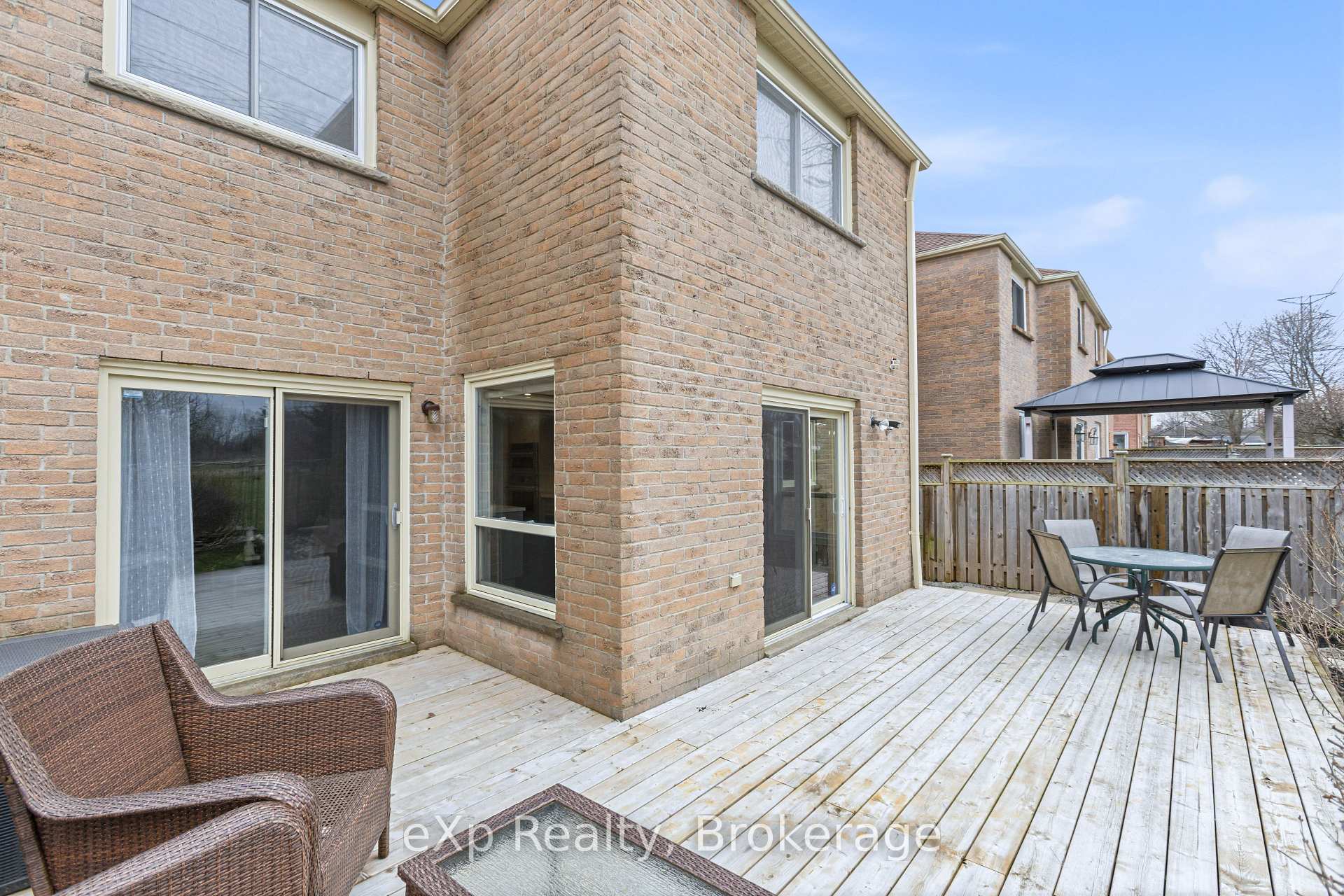 Photo 45 of 1067 Maury Crescent, Pickering, Liverpool — HOMEH