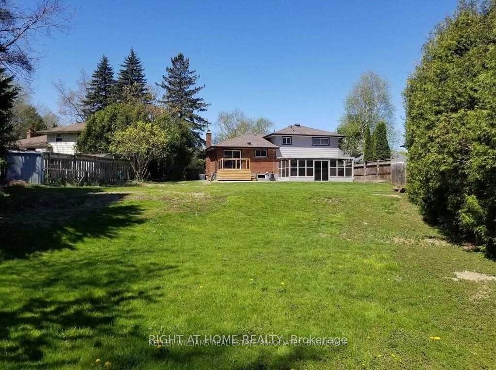 Photo 23 of 530 Lynda Lane, Hamilton, Ancaster — HOMEH