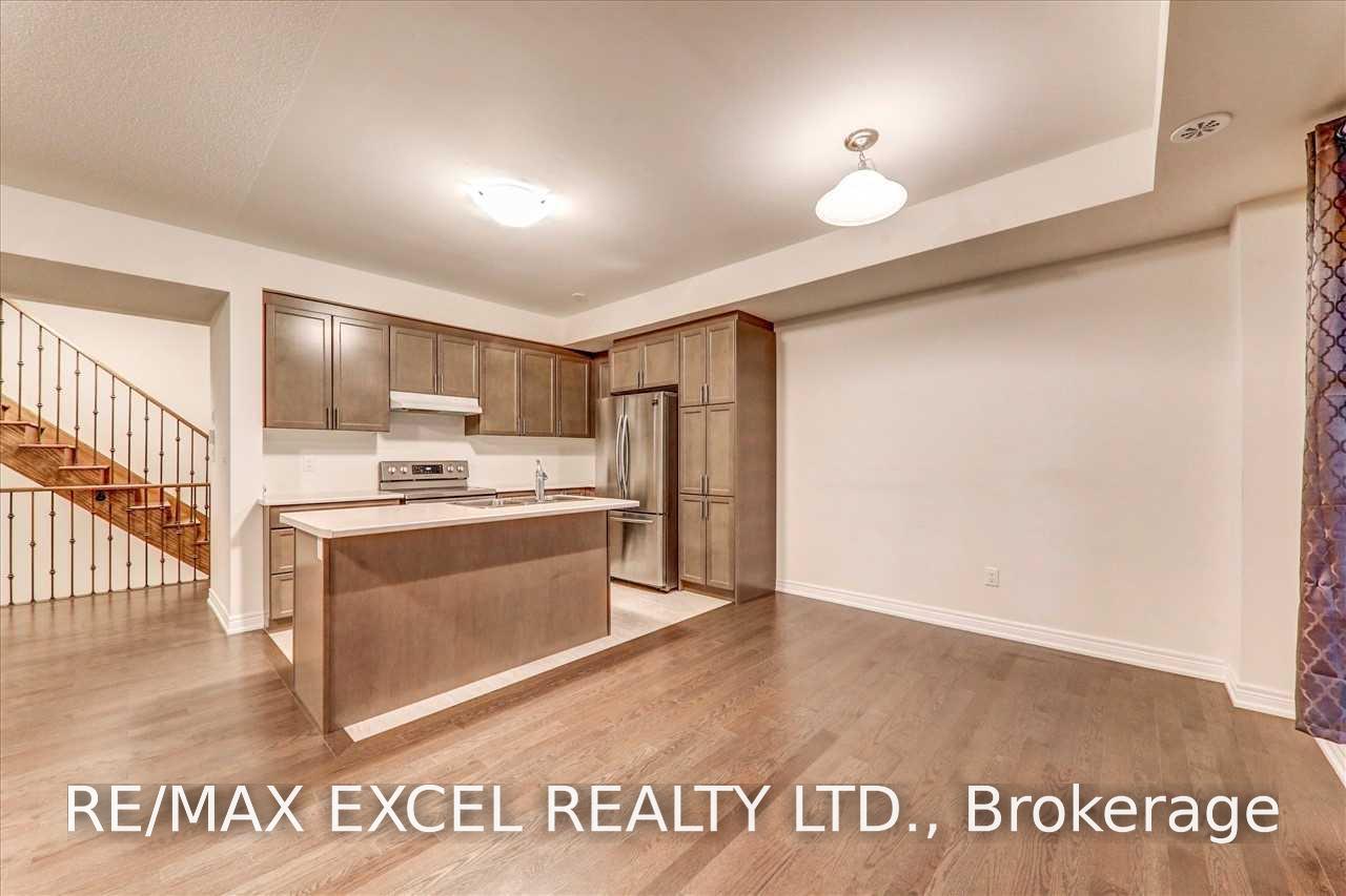 Photo 7 of Unit B, 115 Luzon Avenue, Markham, Cedar Grove — HOMEH