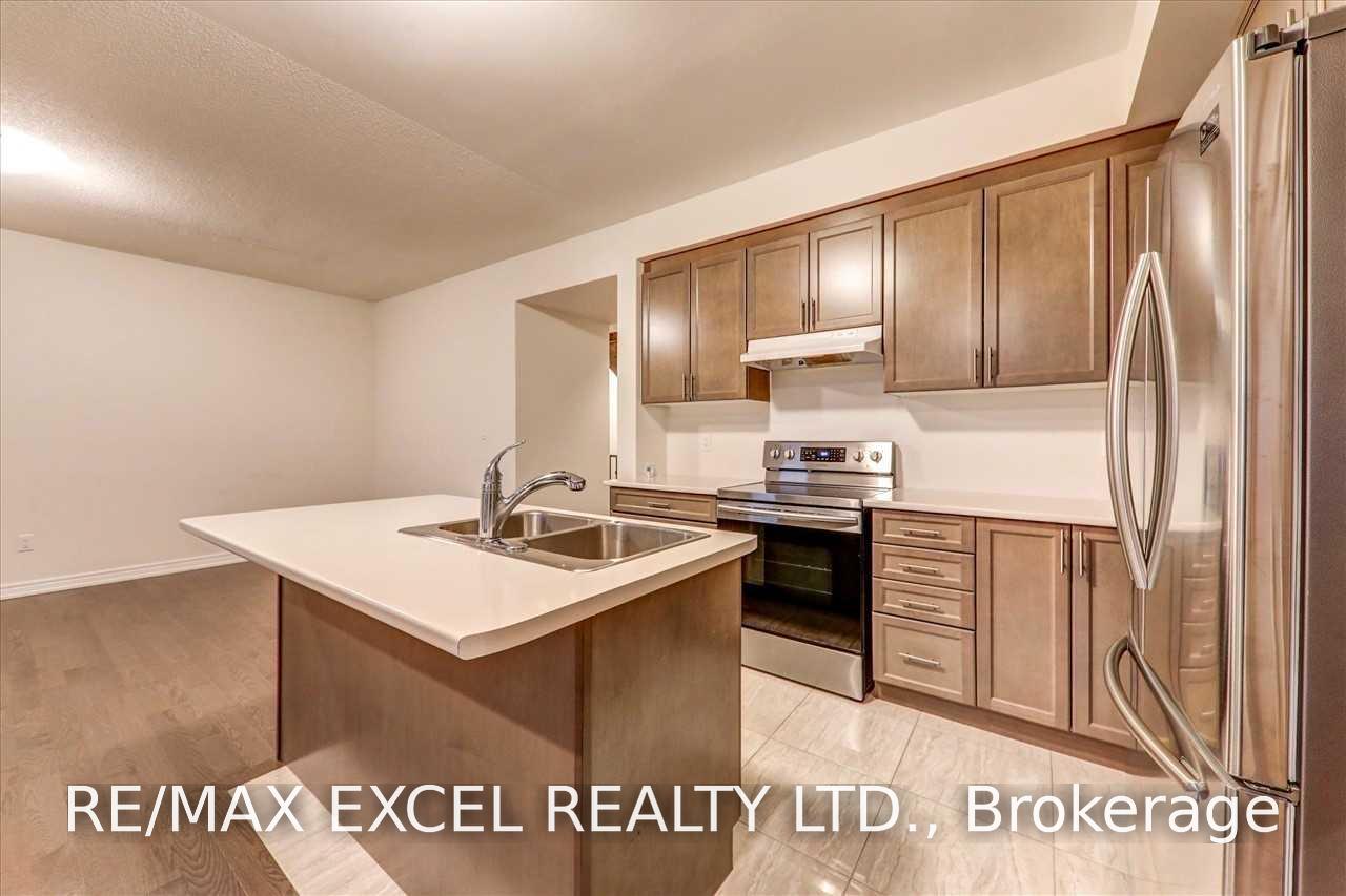 Photo 9 of Unit B, 115 Luzon Avenue, Markham, Cedar Grove — HOMEH