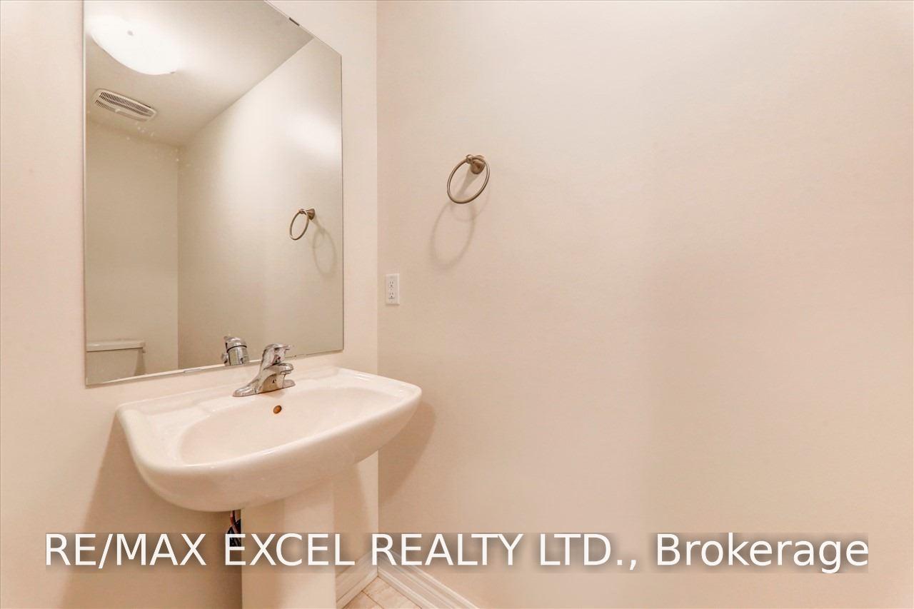 Photo 14 of Unit B, 115 Luzon Avenue, Markham, Cedar Grove — HOMEH