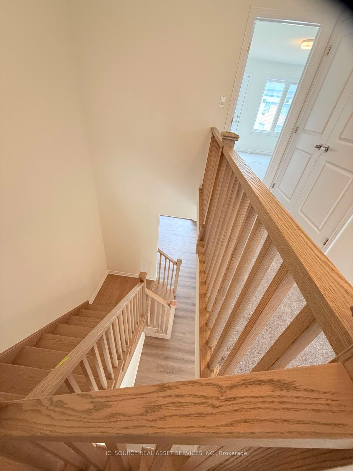 Photo 13 of 66 Thornbird Crescent, Brampton, Northwest Brampton — HOMEH