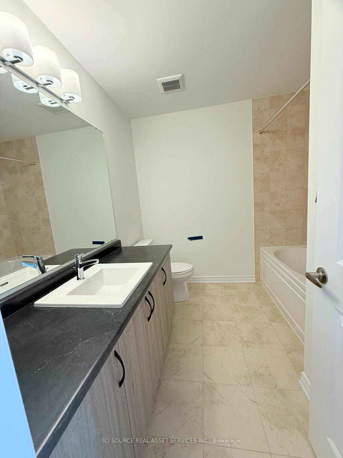 Photo 25 of 66 Thornbird Crescent, Brampton, Northwest Brampton — HOMEH