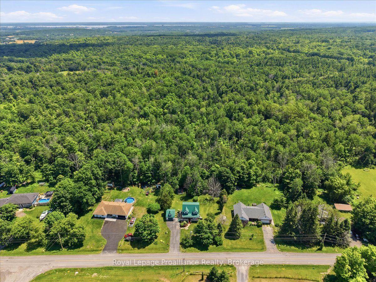 Photo 4 of 155 Downs Road, Quinte West, Murray Ward — HOMEH