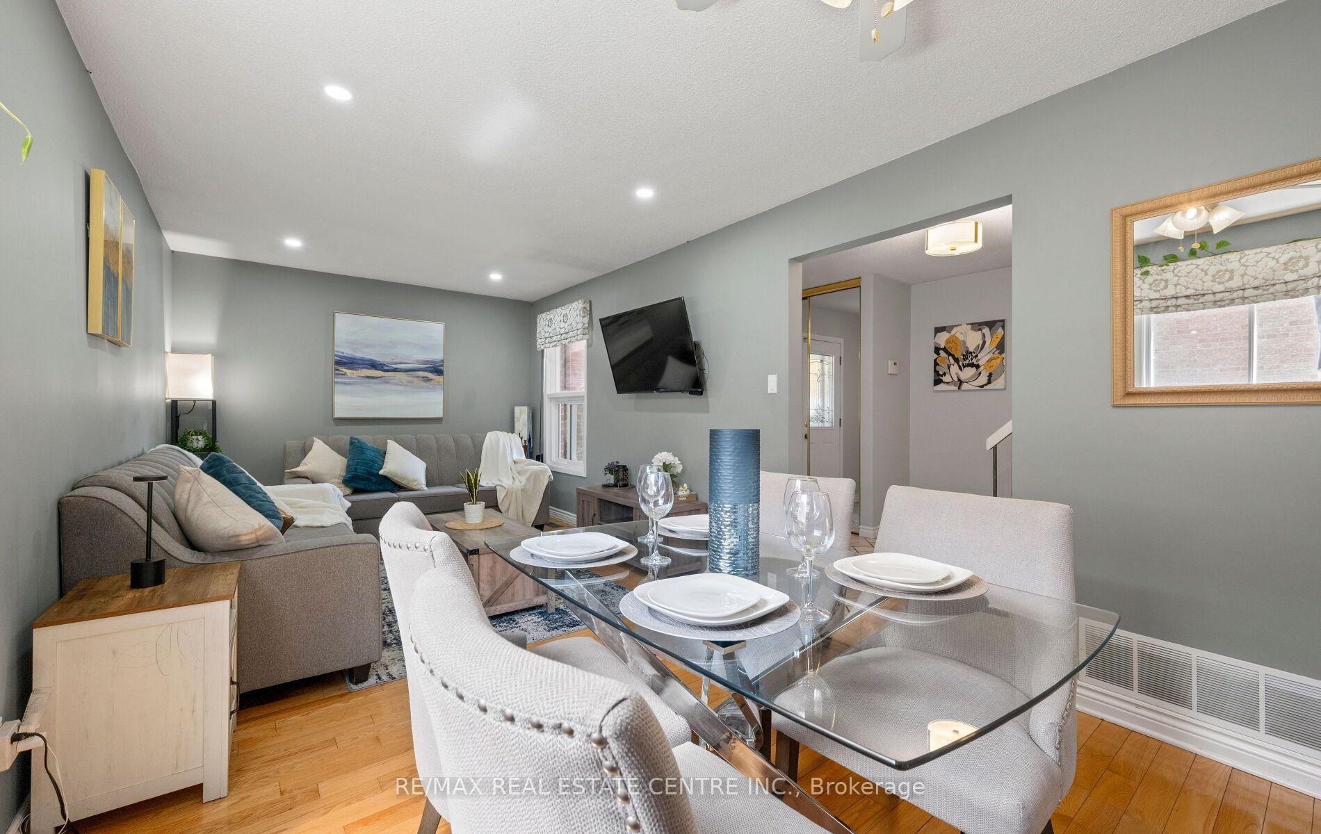 Photo 11 of 4 Ecclestone Drive, Brampton, Brampton West — HOMEH