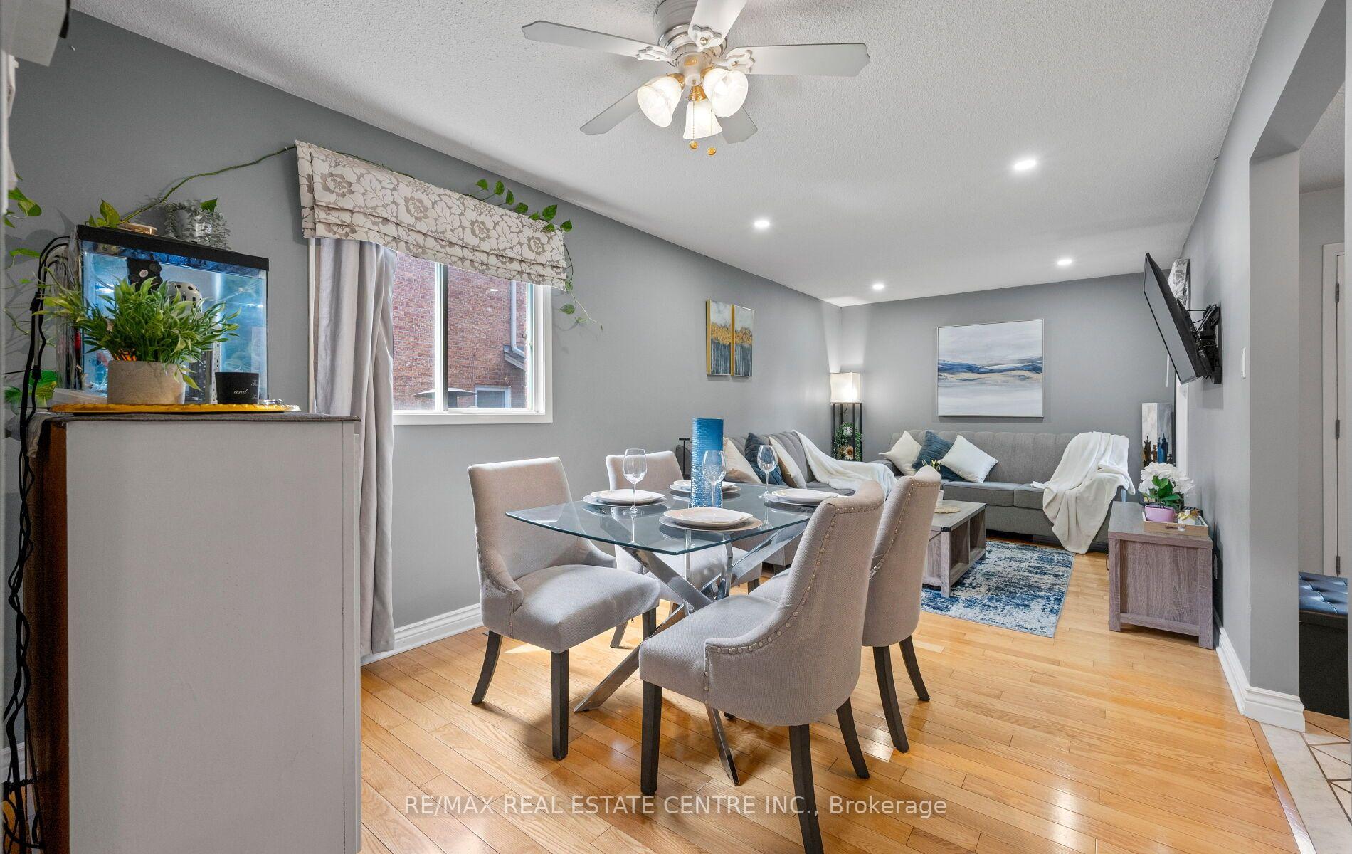Photo 12 of 4 Ecclestone Drive, Brampton, Brampton West — HOMEH