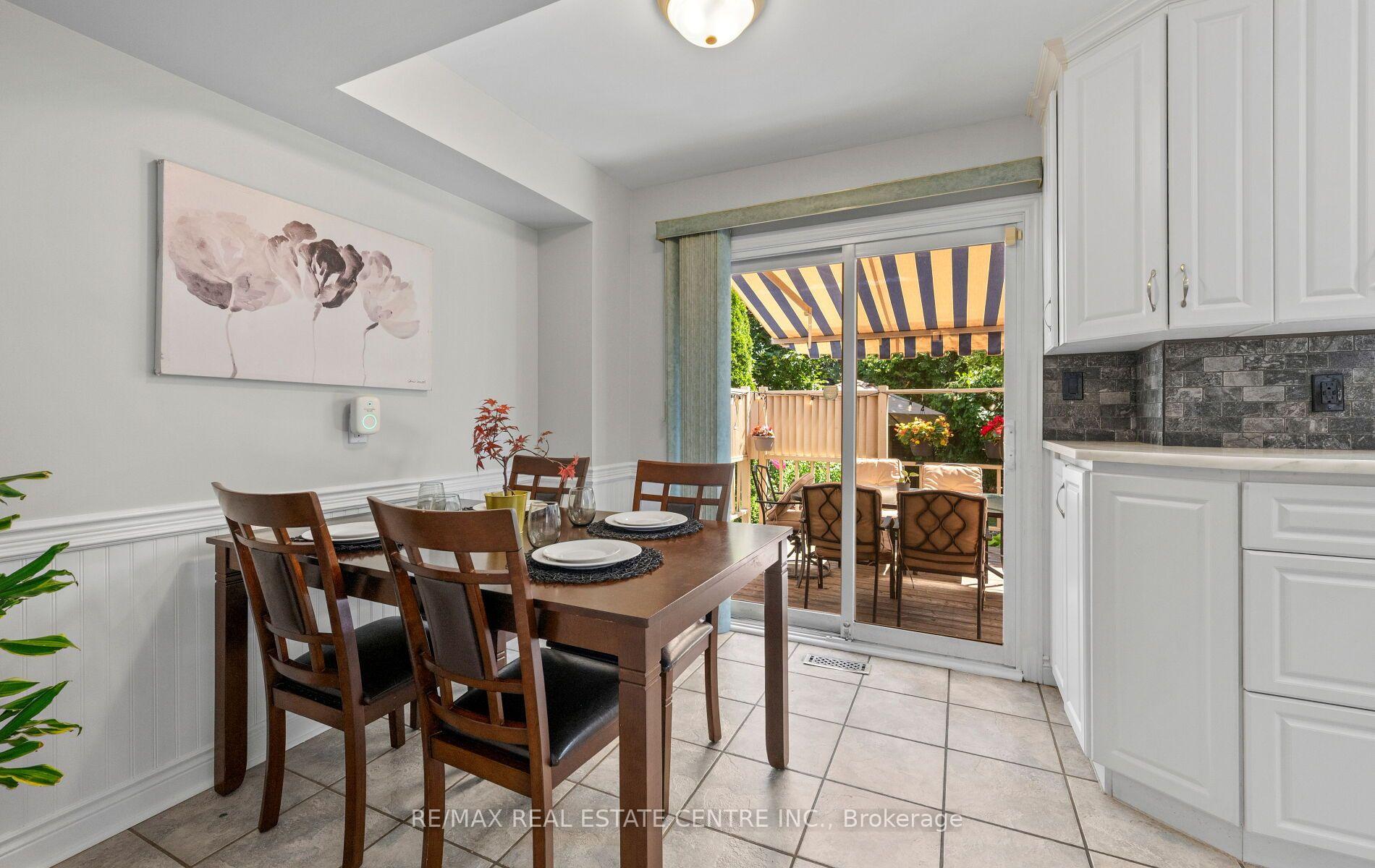 Photo 15 of 4 Ecclestone Drive, Brampton, Brampton West — HOMEH