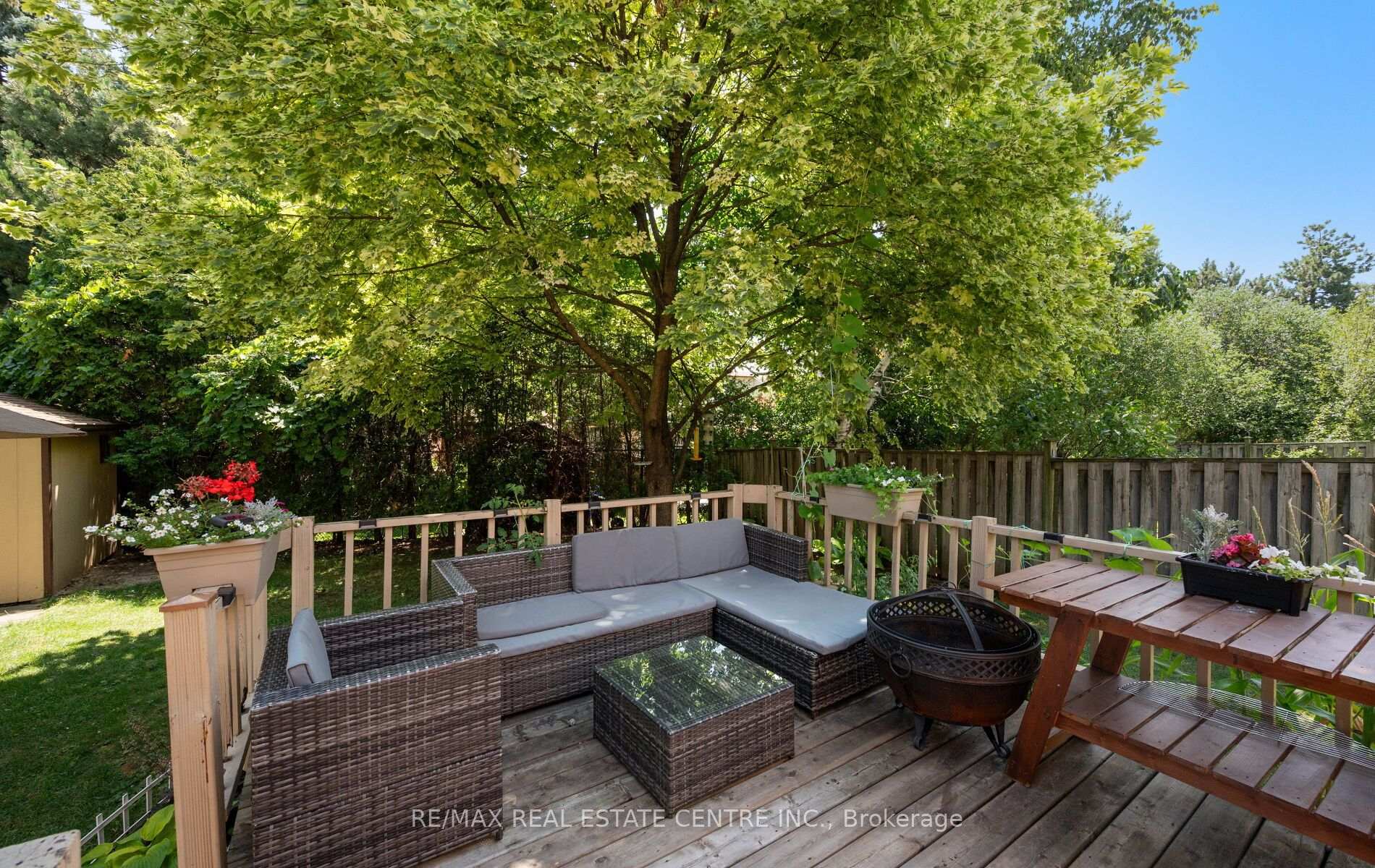 Photo 39 of 4 Ecclestone Drive, Brampton, Brampton West — HOMEH