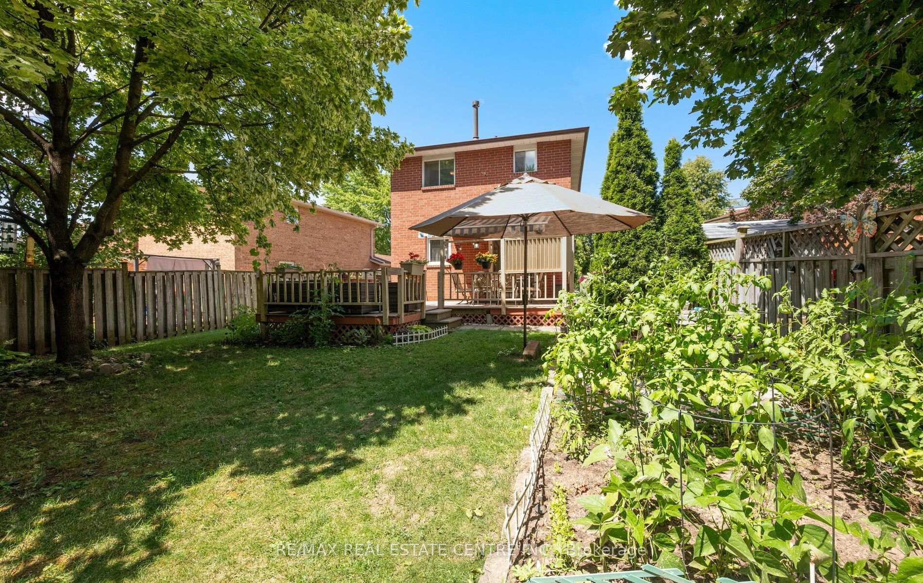Photo 44 of 4 Ecclestone Drive, Brampton, Brampton West — HOMEH