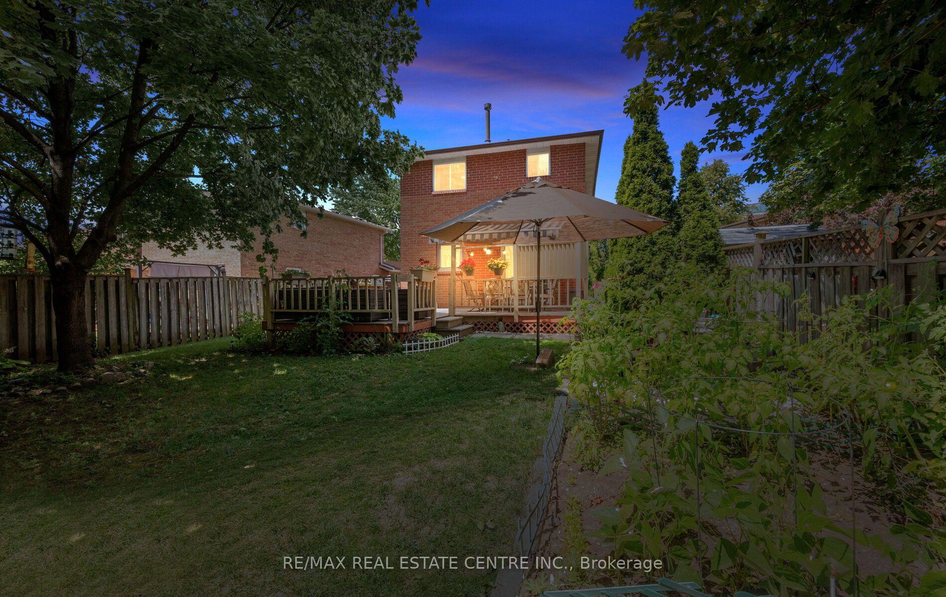 Photo 45 of 4 Ecclestone Drive, Brampton, Brampton West — HOMEH