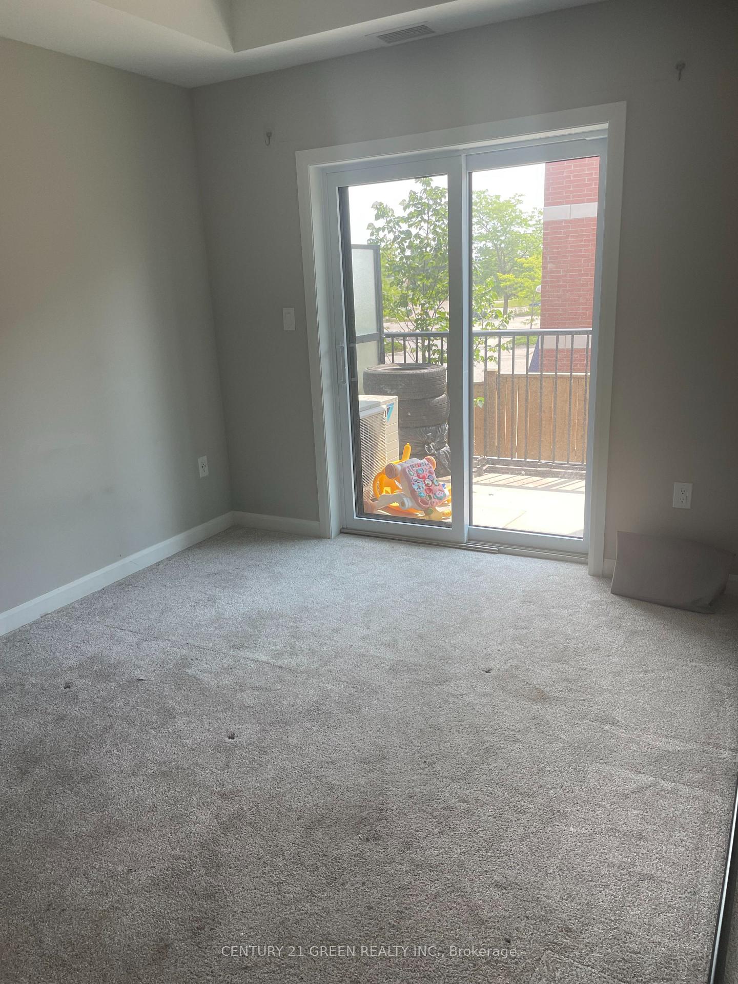 Photo 6 of Unit 207, 708 Woolwich Street, Guelph, Riverside Park — HOMEH