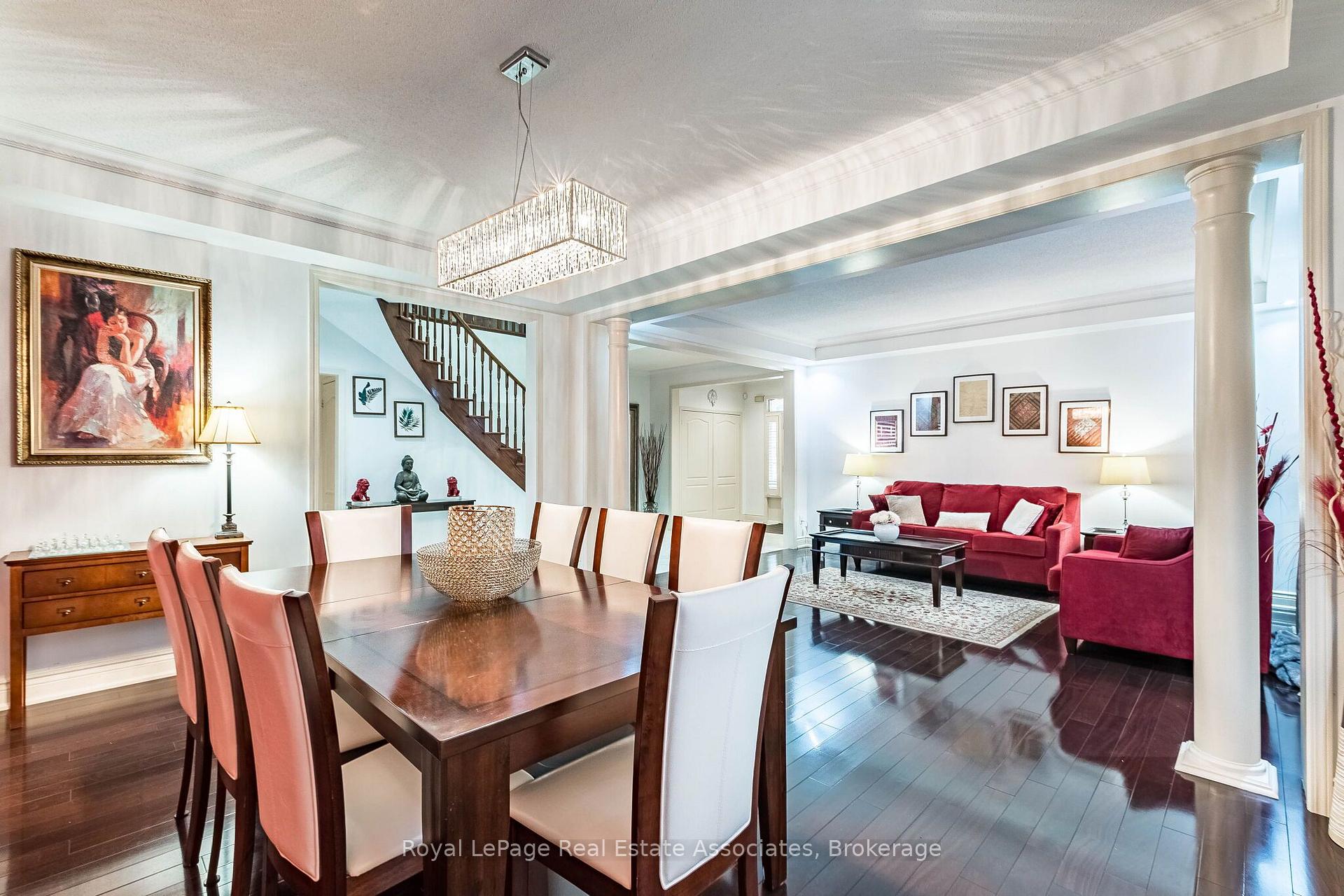 Photo 10 of 37 Latania Boulevard, Brampton, Vales of Castlemore — HOMEH