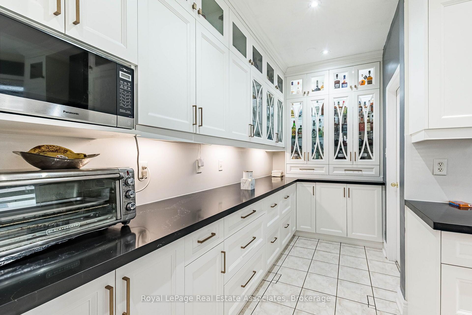 Photo 20 of 37 Latania Boulevard, Brampton, Vales of Castlemore — HOMEH